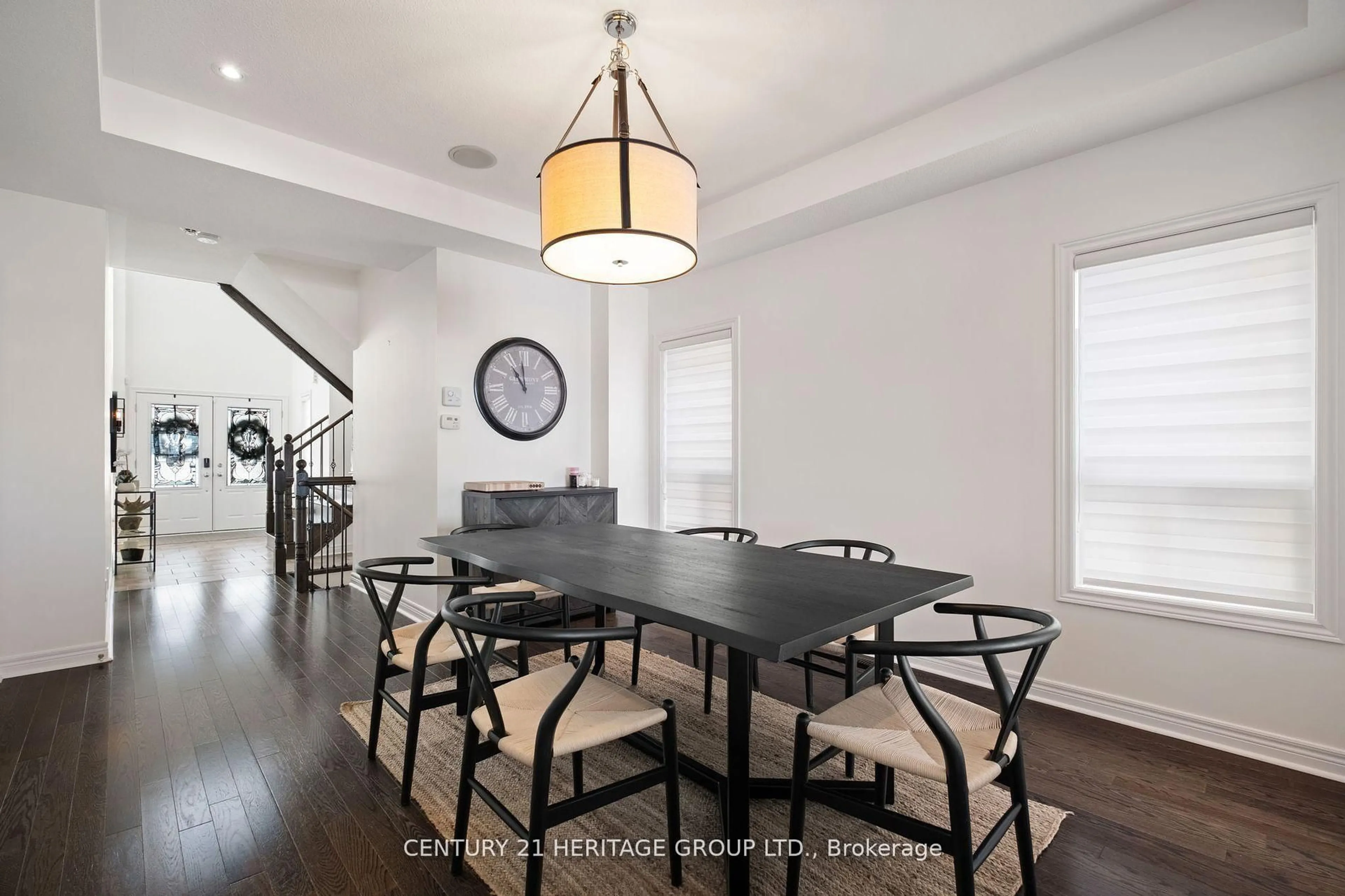 Dining room, unknown for 223 Armstrong Cres, Bradford West Gwillimbury Ontario L3Z 2A4
