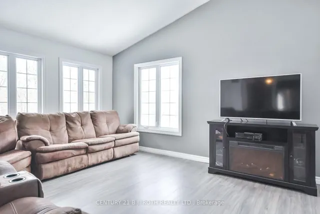 Additional property image - 4927 25 Side Rd