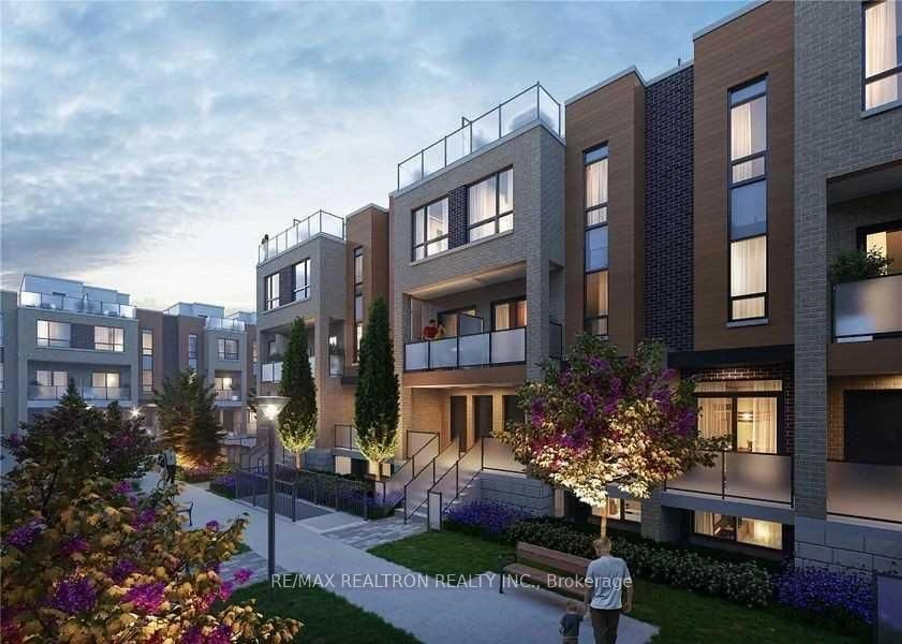 Patio, street for 20 Lytham Green Circ #2, Newmarket Ontario L3Y 0H3
