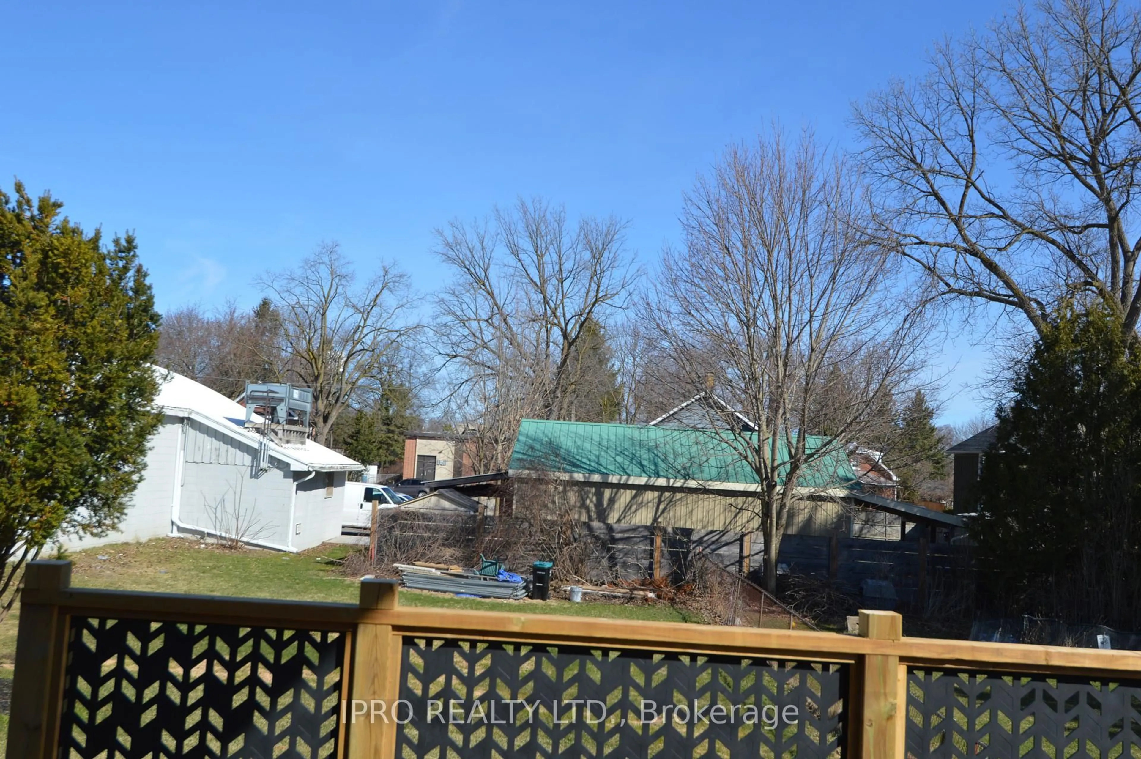 Unknown for 44 Albert St, New Tecumseth Ontario L9R 1H2