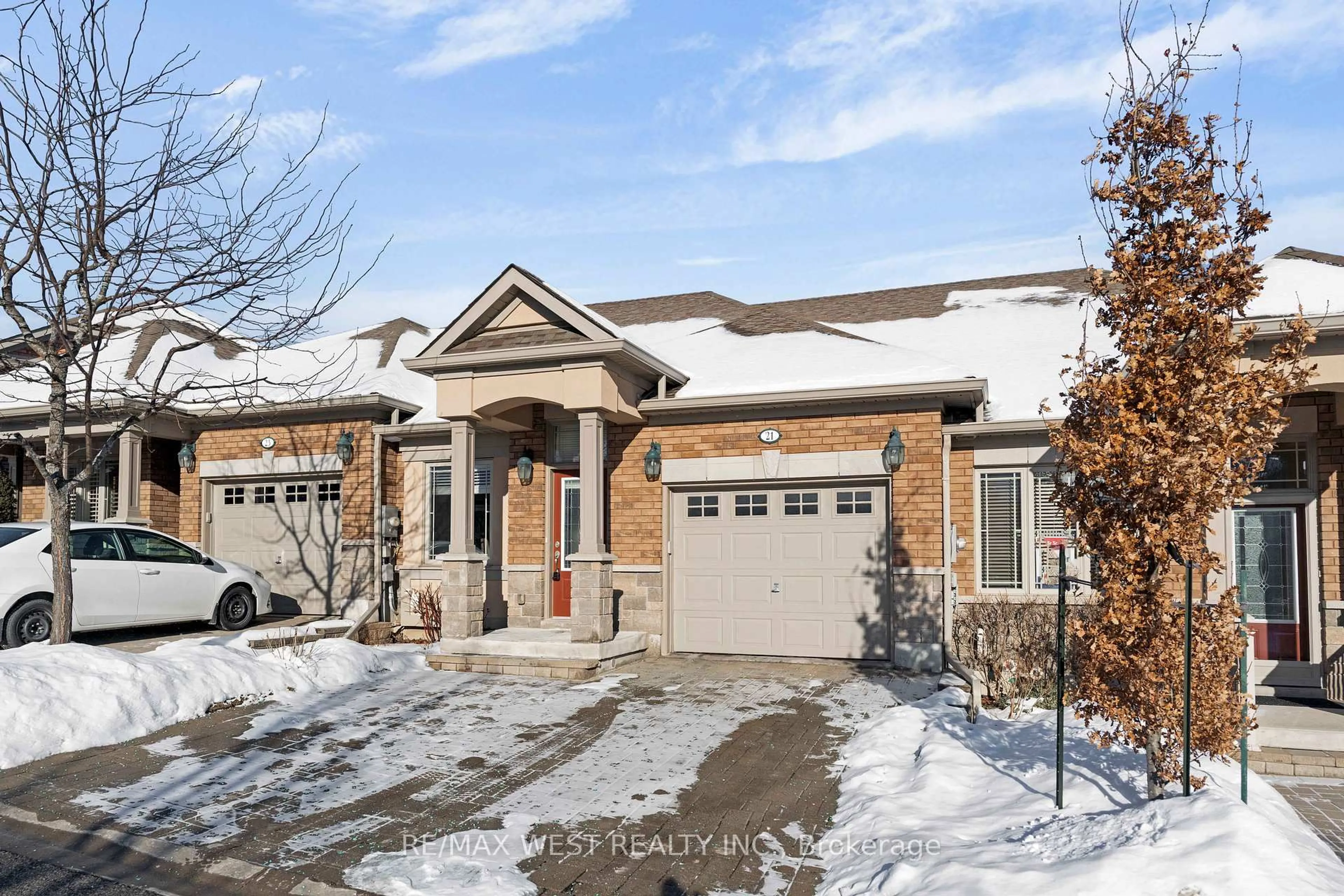 Home with brick exterior material, street for 21 Upper Highland N/A, New Tecumseth Ontario L9R 0K5