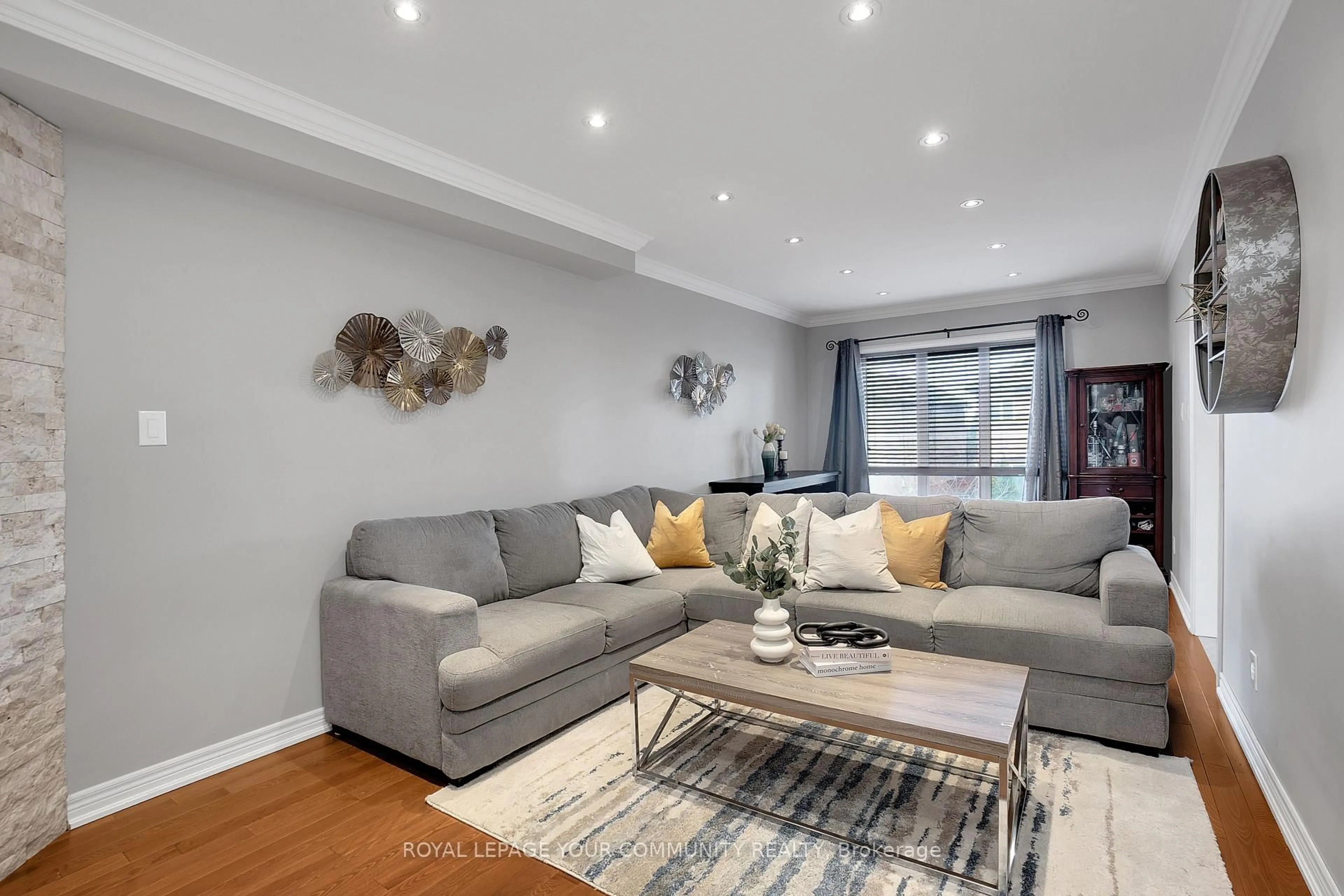 Living room with furniture, wood/laminate floor for 6 Solway Ave, Vaughan Ontario L6A 2W9