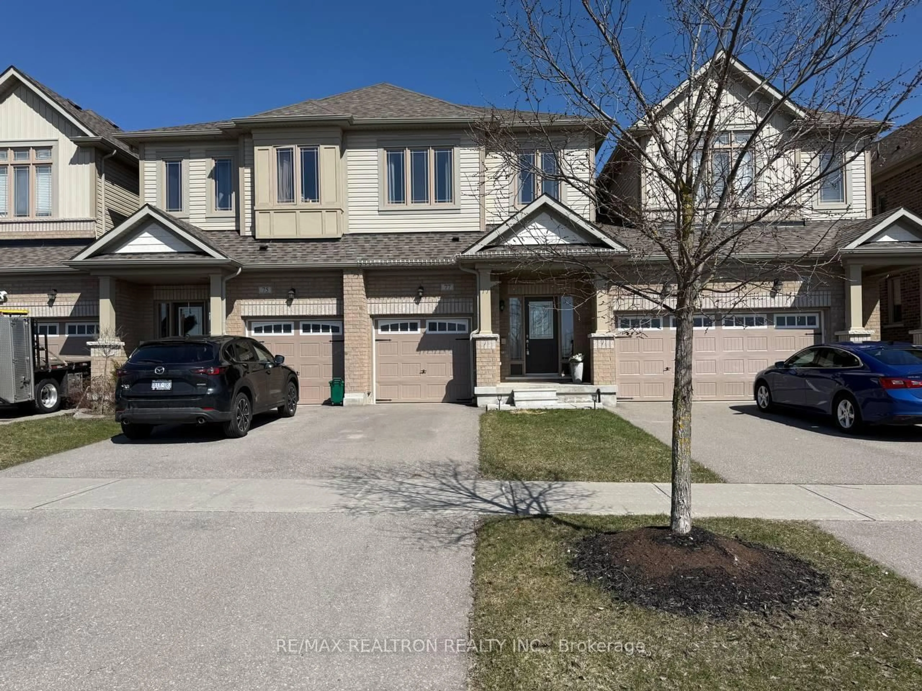 A pic from outside/outdoor area/front of a property/back of a property/a pic from drone, street for 77 Gallagher Cres, New Tecumseth Ontario L9R 0P1
