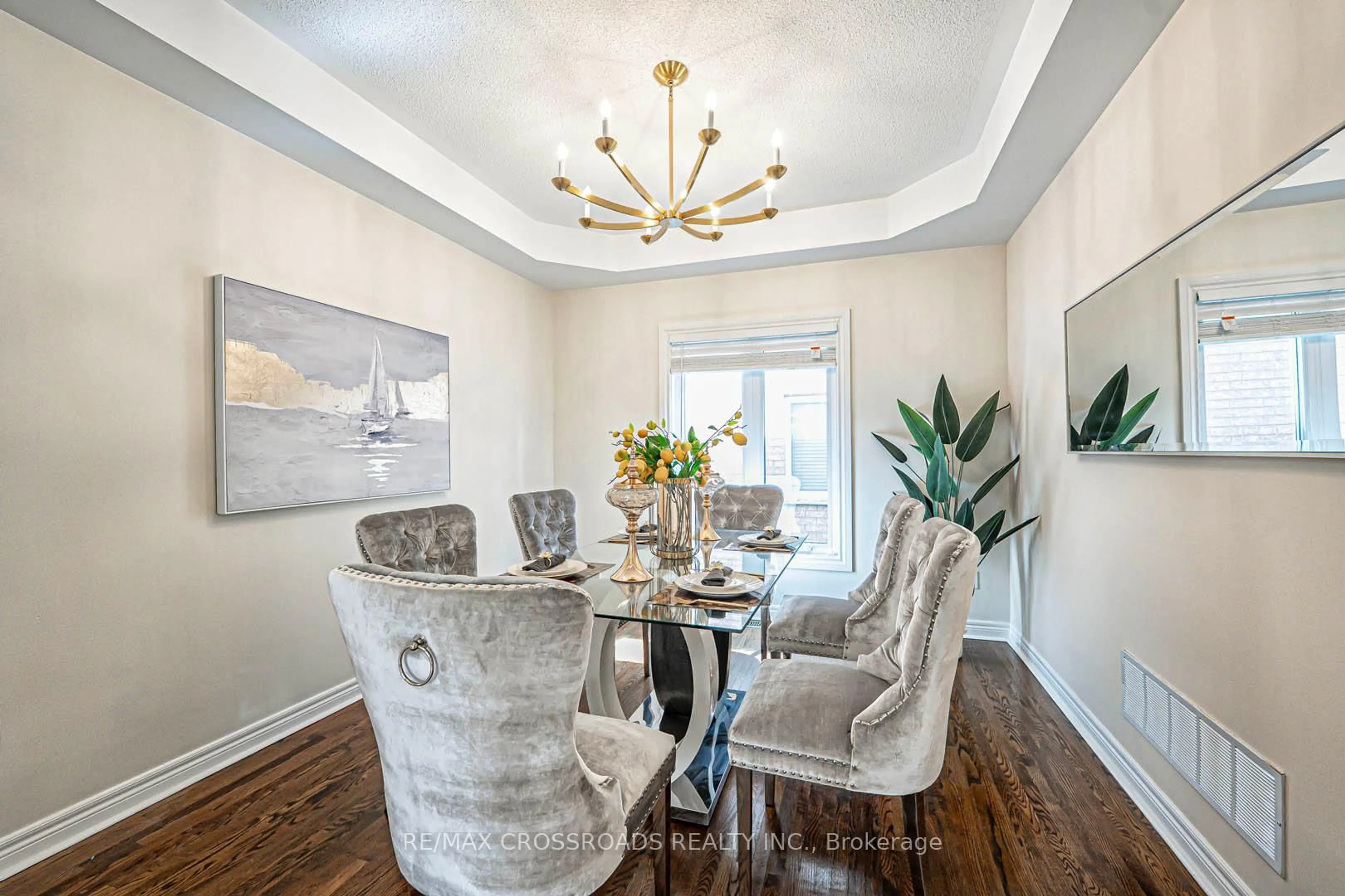 Dining room, unknown for 46 Eminence Rd, Vaughan Ontario L4K 5K1