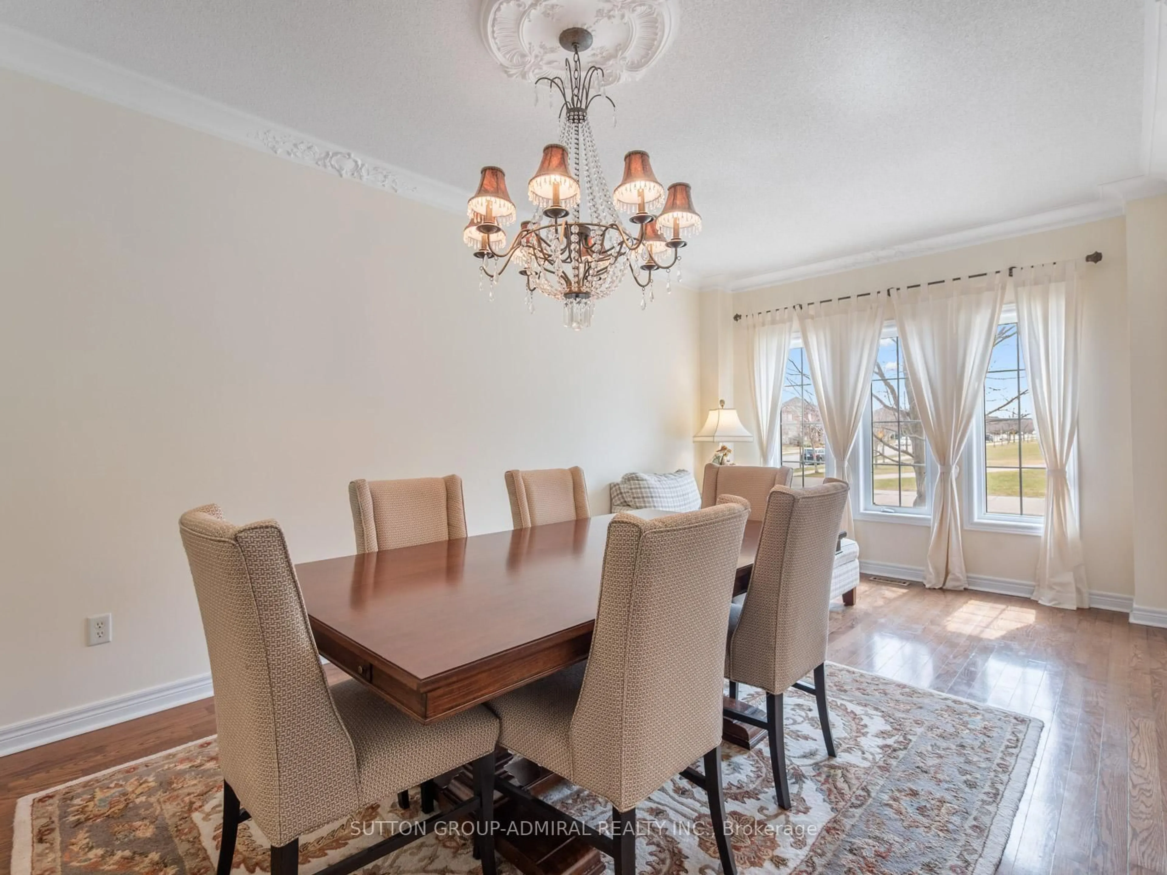 Dining room, unknown for 450 Pleasant Ridge Ave, Vaughan Ontario L4J 8X2