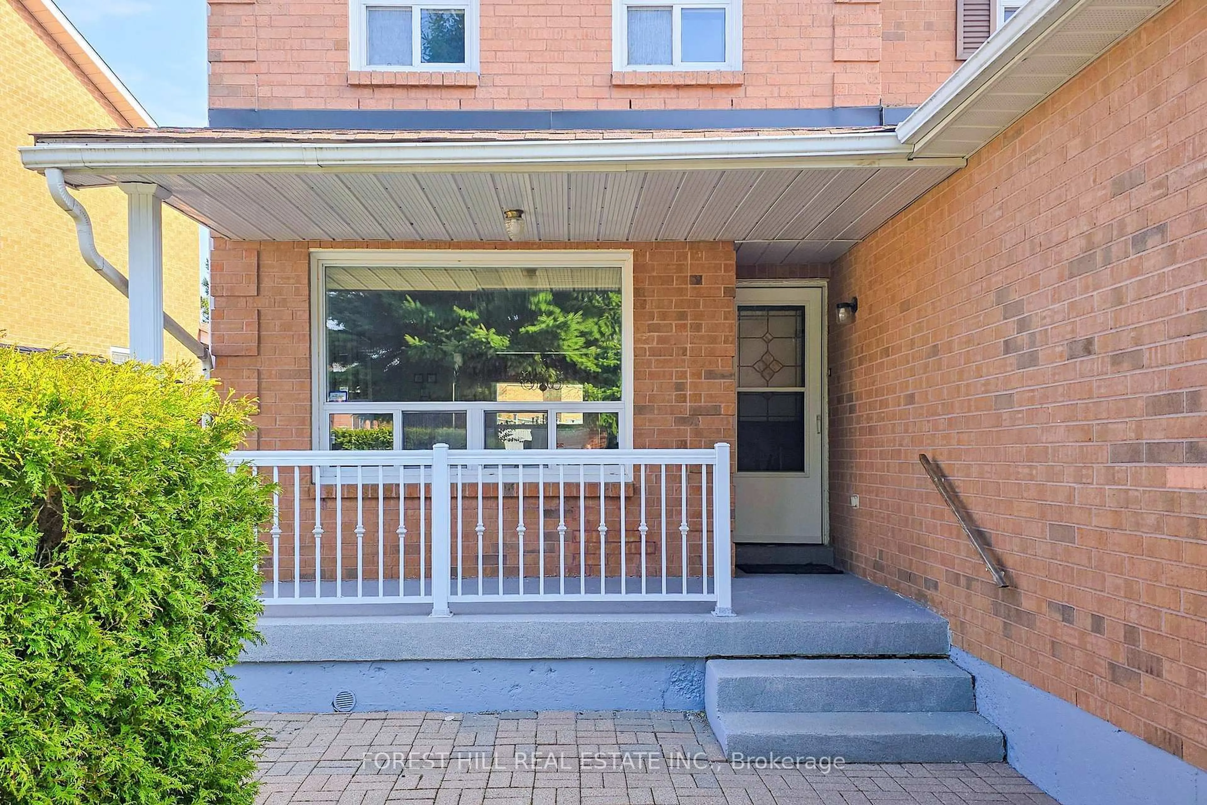 Unknown for 29 Arisaig Dr, Vaughan Ontario L6A 1V6