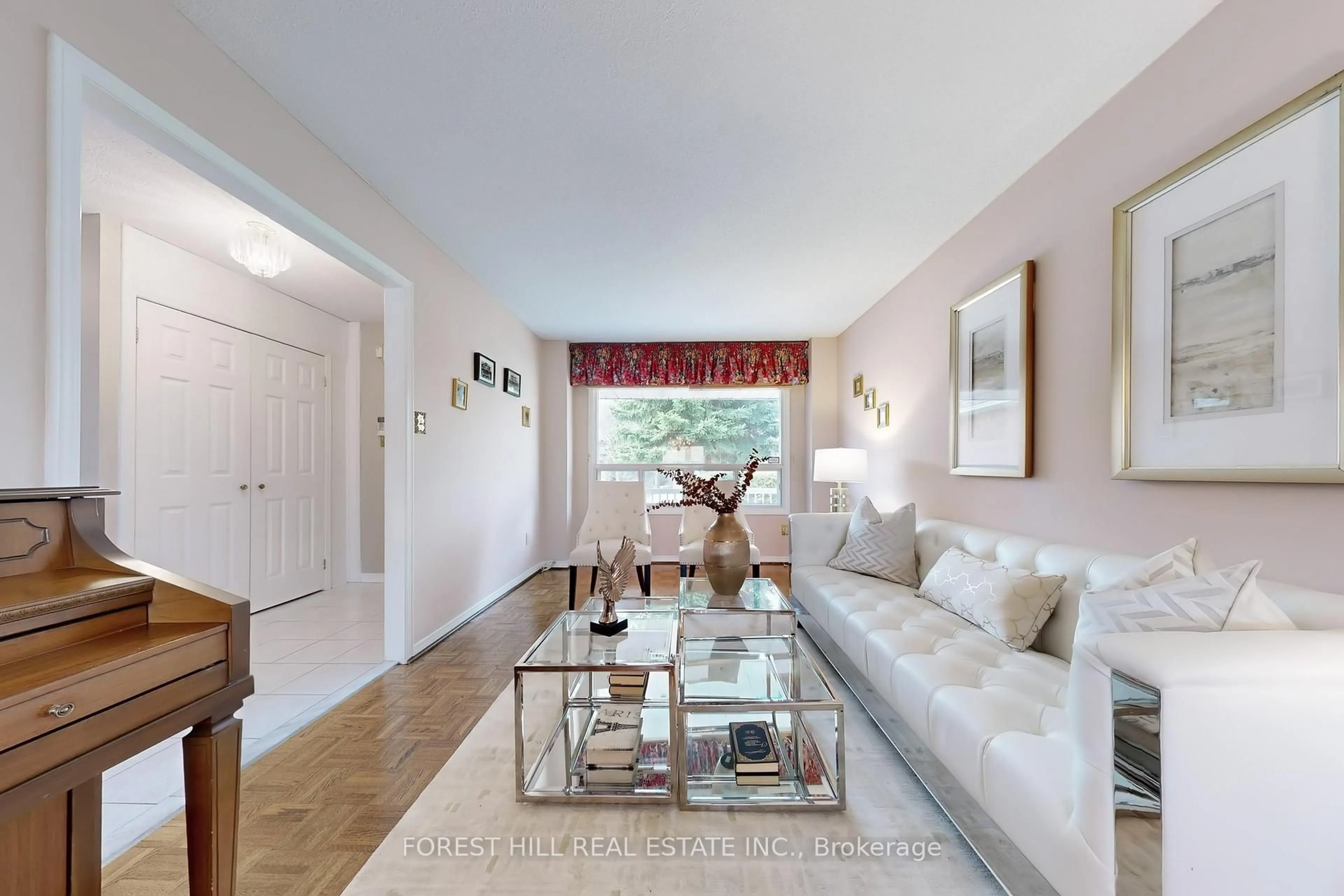 Living room with furniture, wood/laminate floor for 29 Arisaig Dr, Vaughan Ontario L6A 1V6