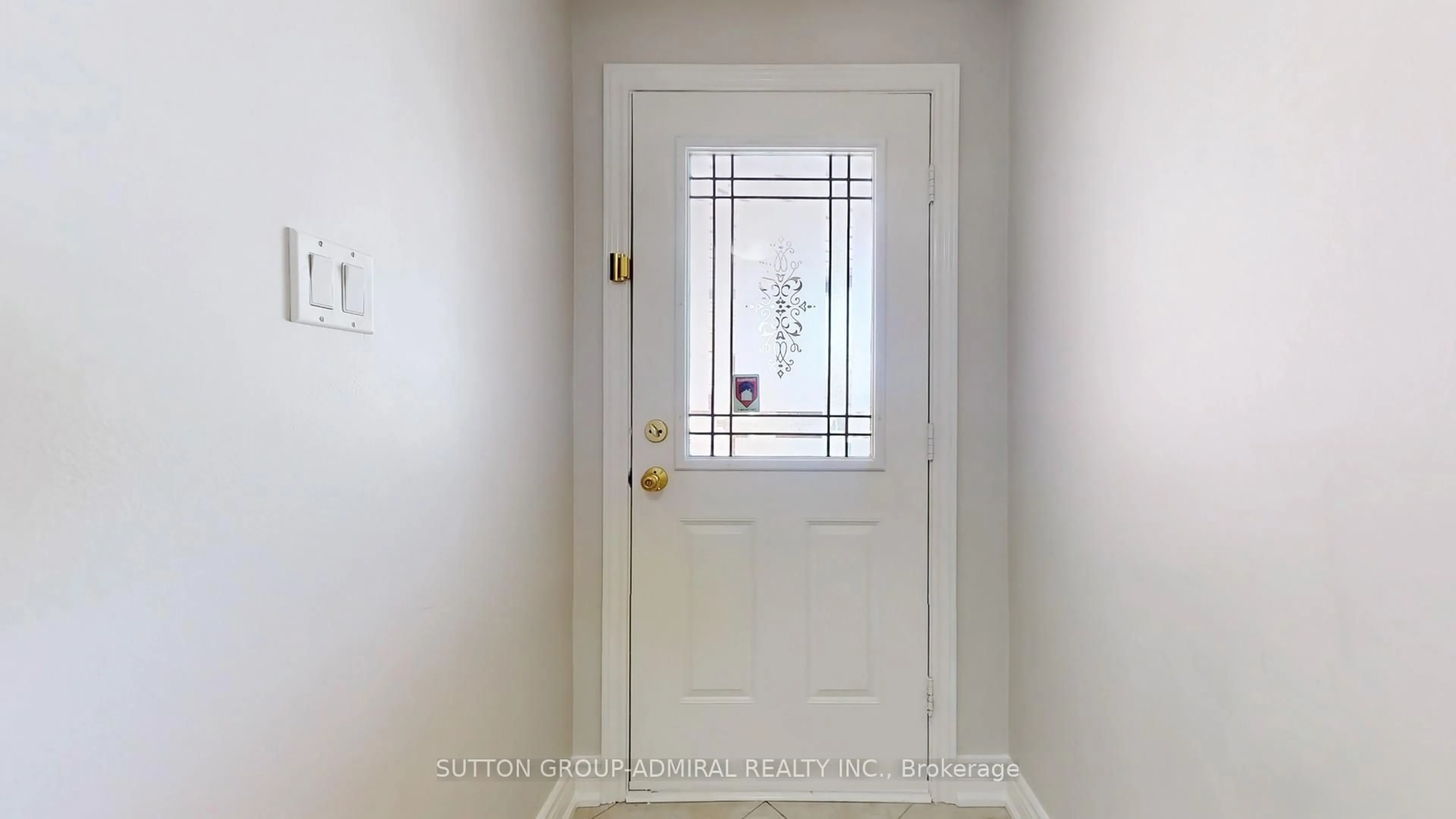 Indoor entryway for 64 Roxborough Lane, Vaughan Ontario L4J 4S9
