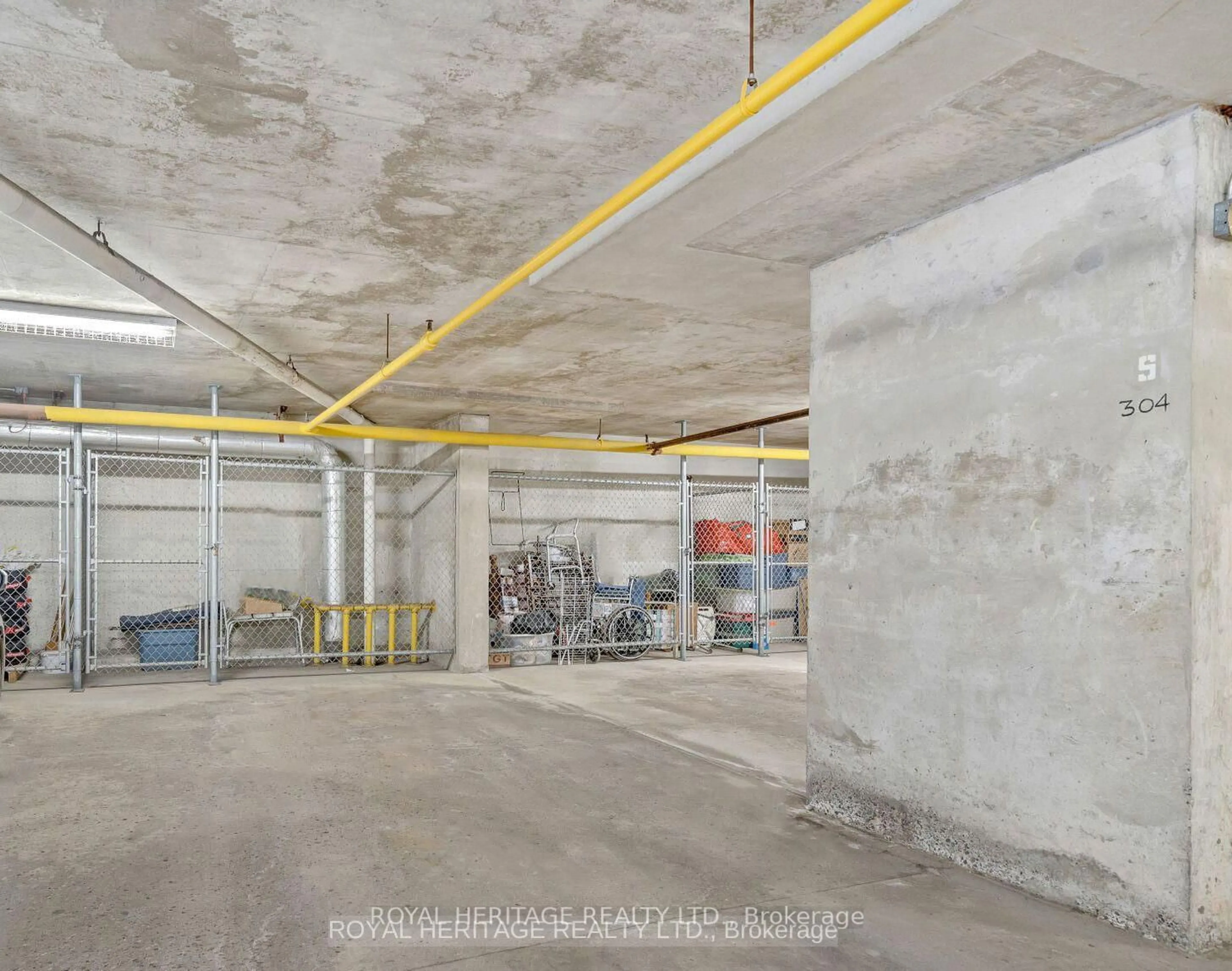 Indoor garage for 41 Ash St #304, Uxbridge Ontario L9P 1E2