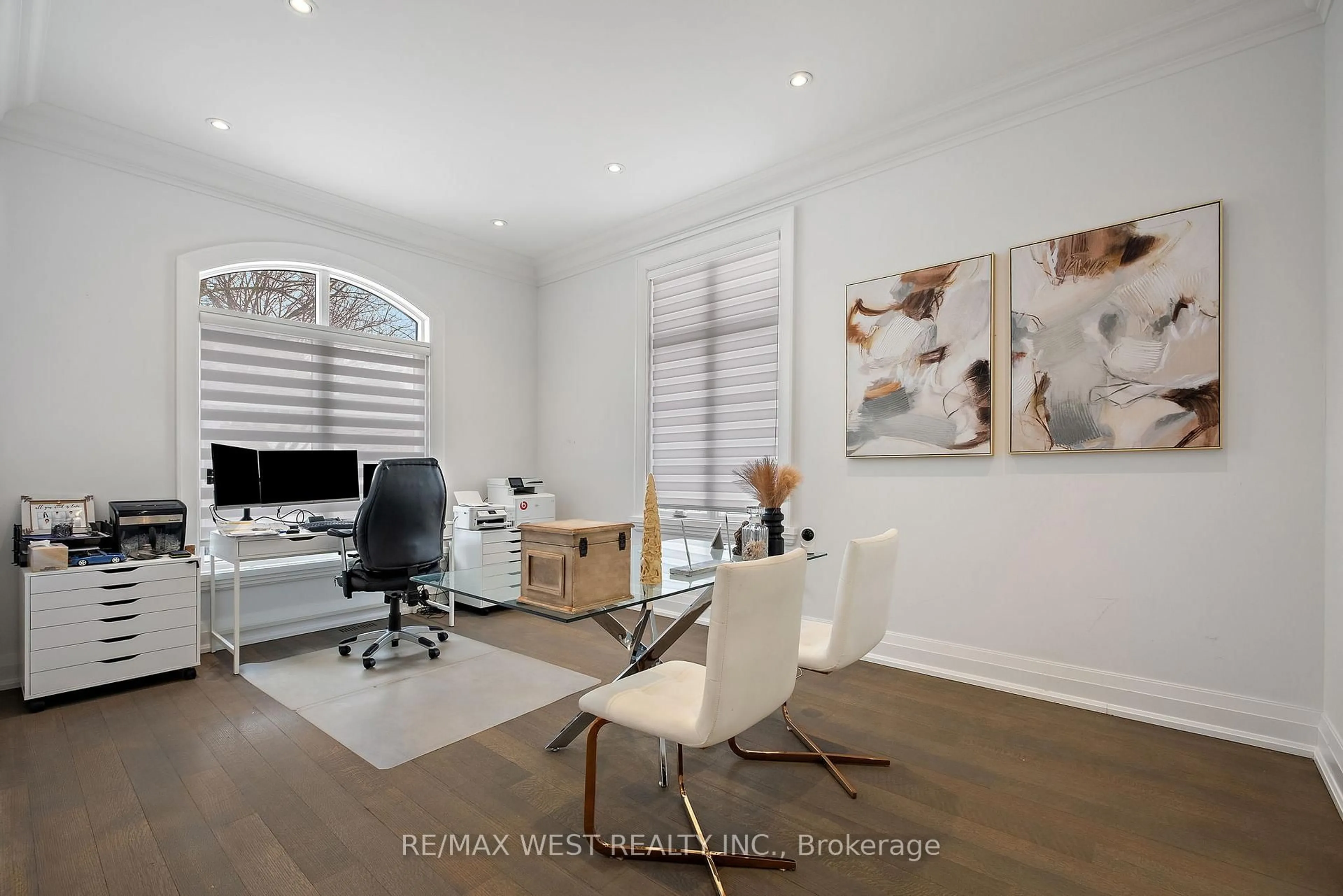 A pic of a room for 336 Pine Trees Crt, Richmond Hill Ontario L4C 5N4