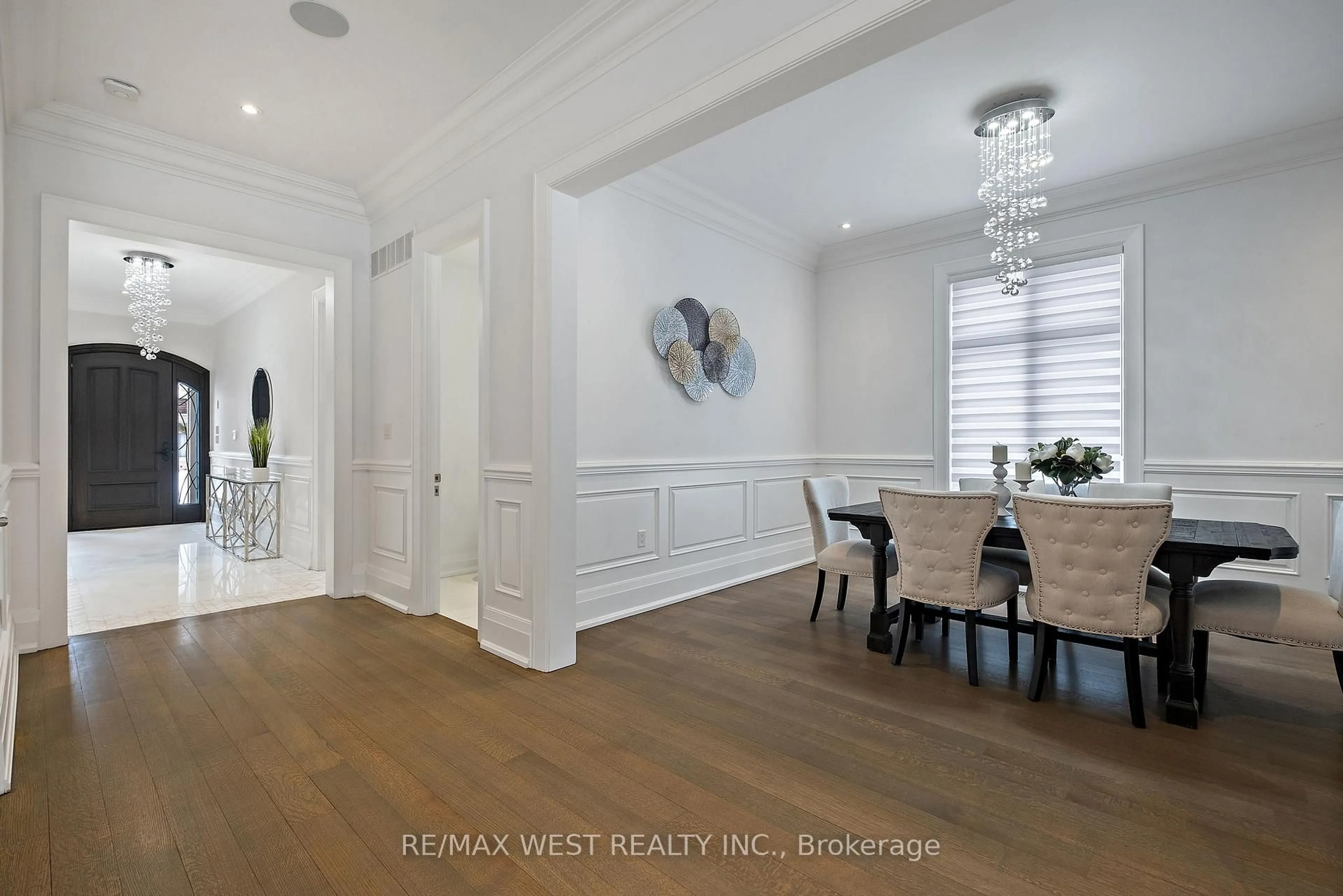 Dining room, unknown for 336 Pine Trees Crt, Richmond Hill Ontario L4C 5N4