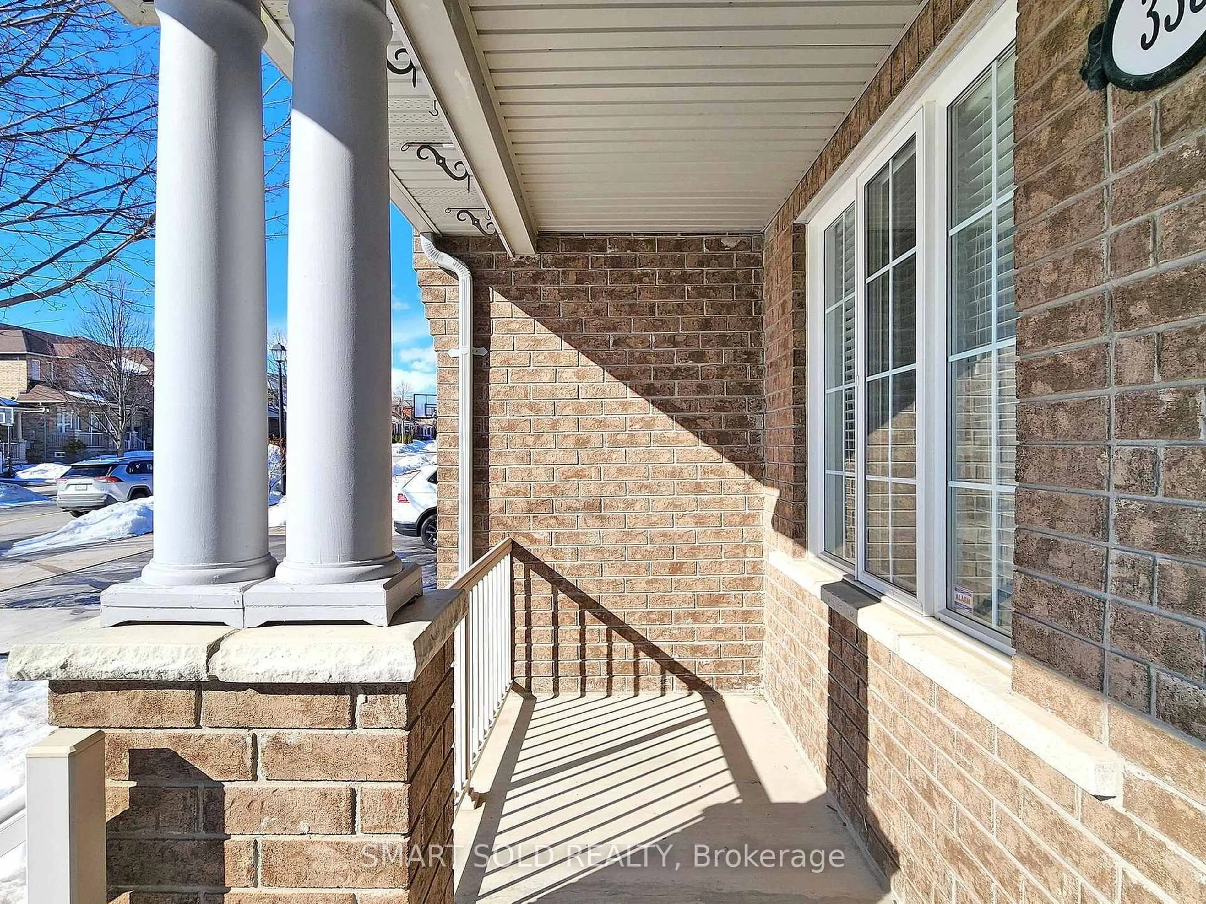 Unknown for 333 Flagstone Way, Newmarket Ontario L3X 2R9