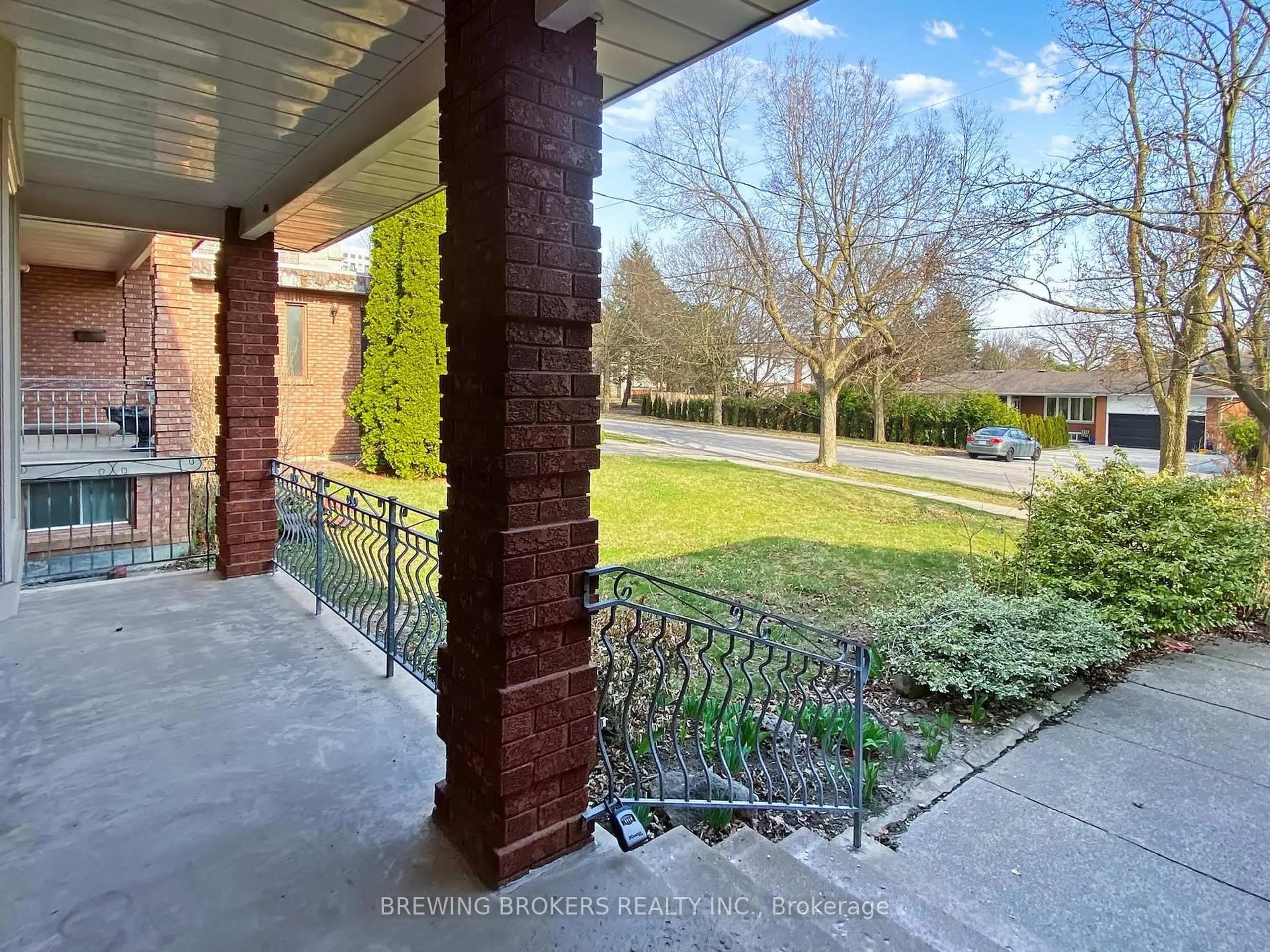 Unknown for 28A Westwood Lane, Richmond Hill Ontario L4C 6X9