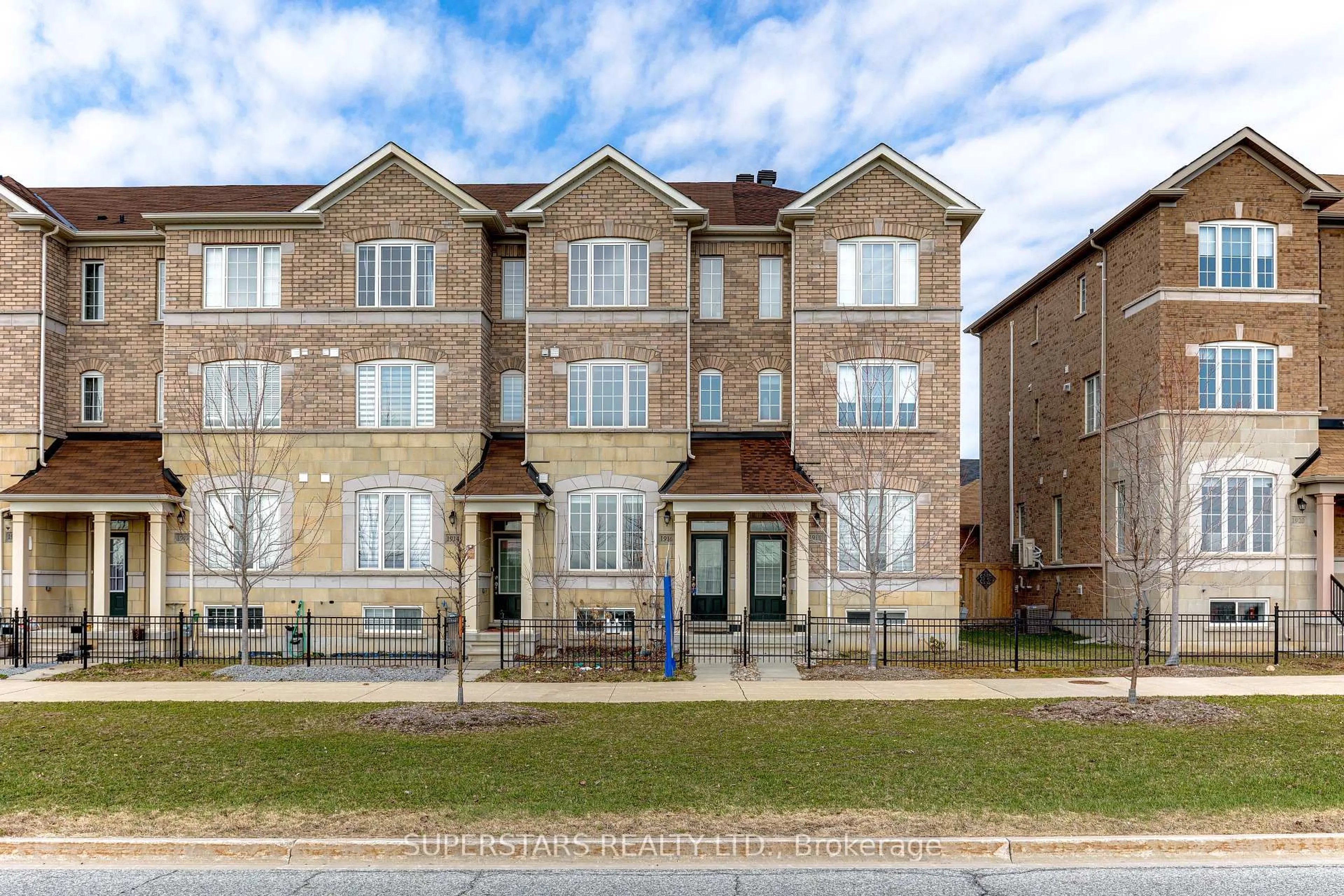 Home with brick exterior material, street for 1916 Donald Cousens Pkwy, Markham Ontario L6B 1M4