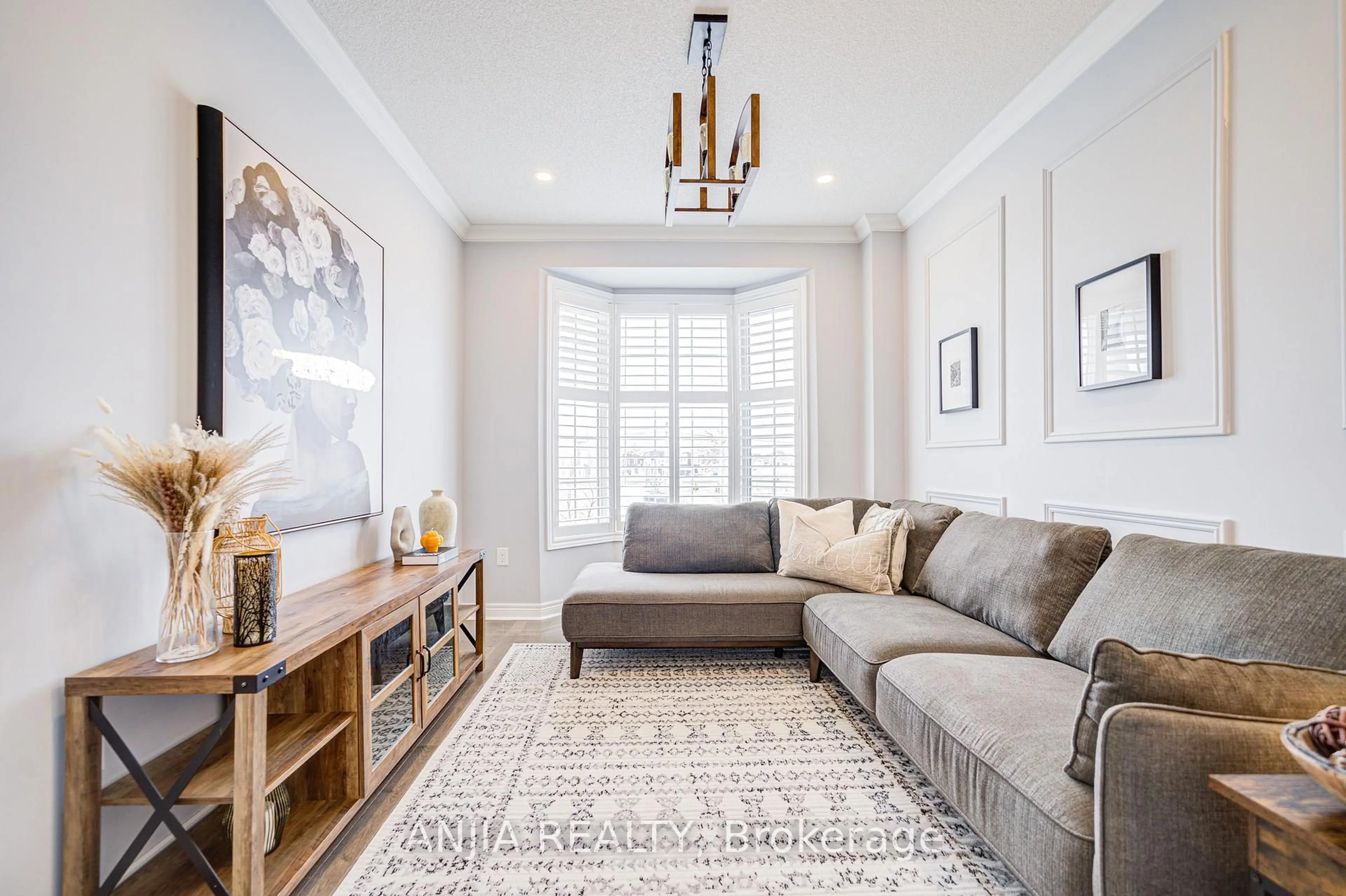 Living room with furniture, unknown for 34 Frederick Stamm Cres, Markham Ontario L6C 0X3