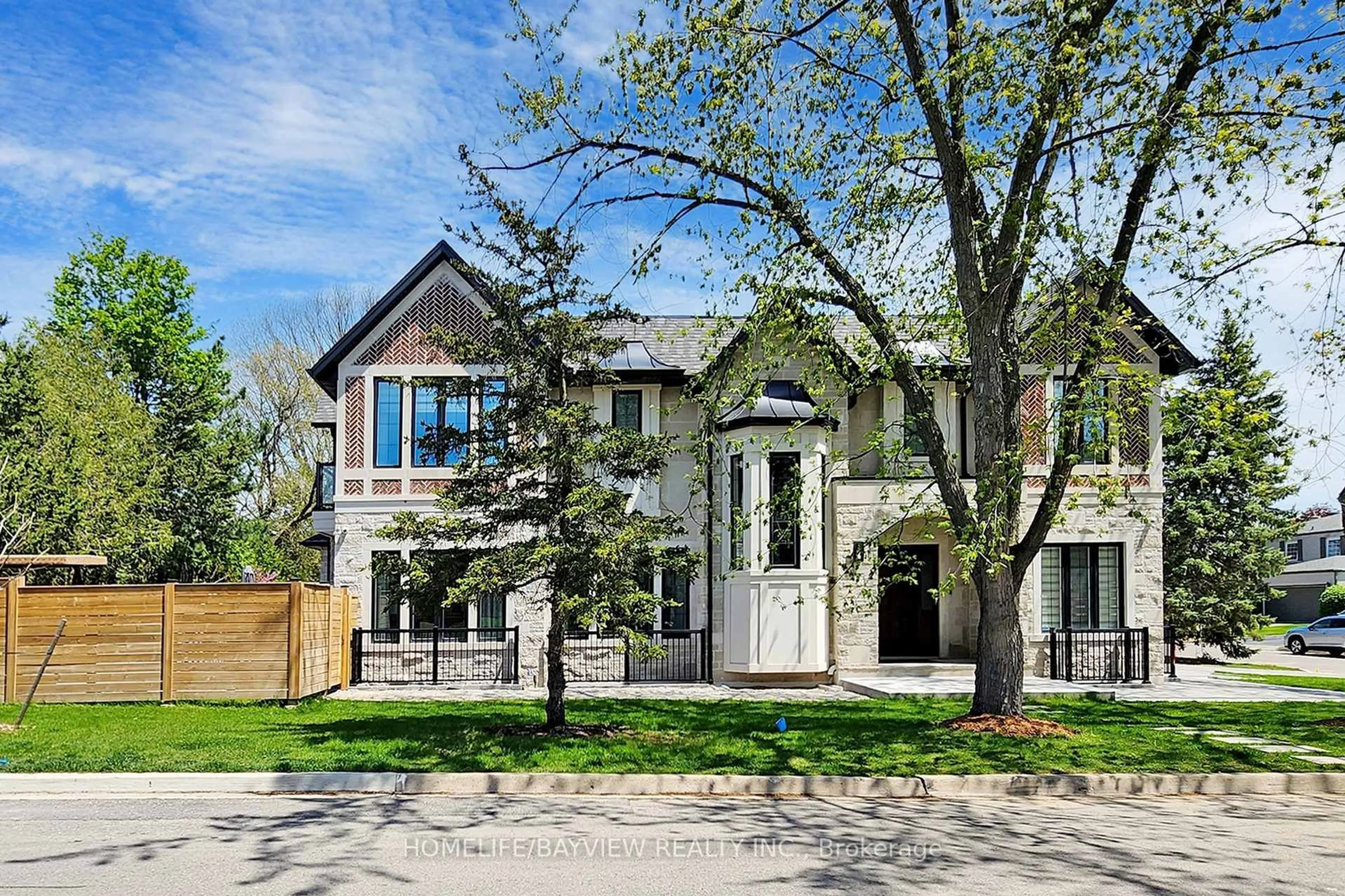 Home with brick exterior material, street for 133 Bay Thorn Dr, Markham Ontario L3T 3V1