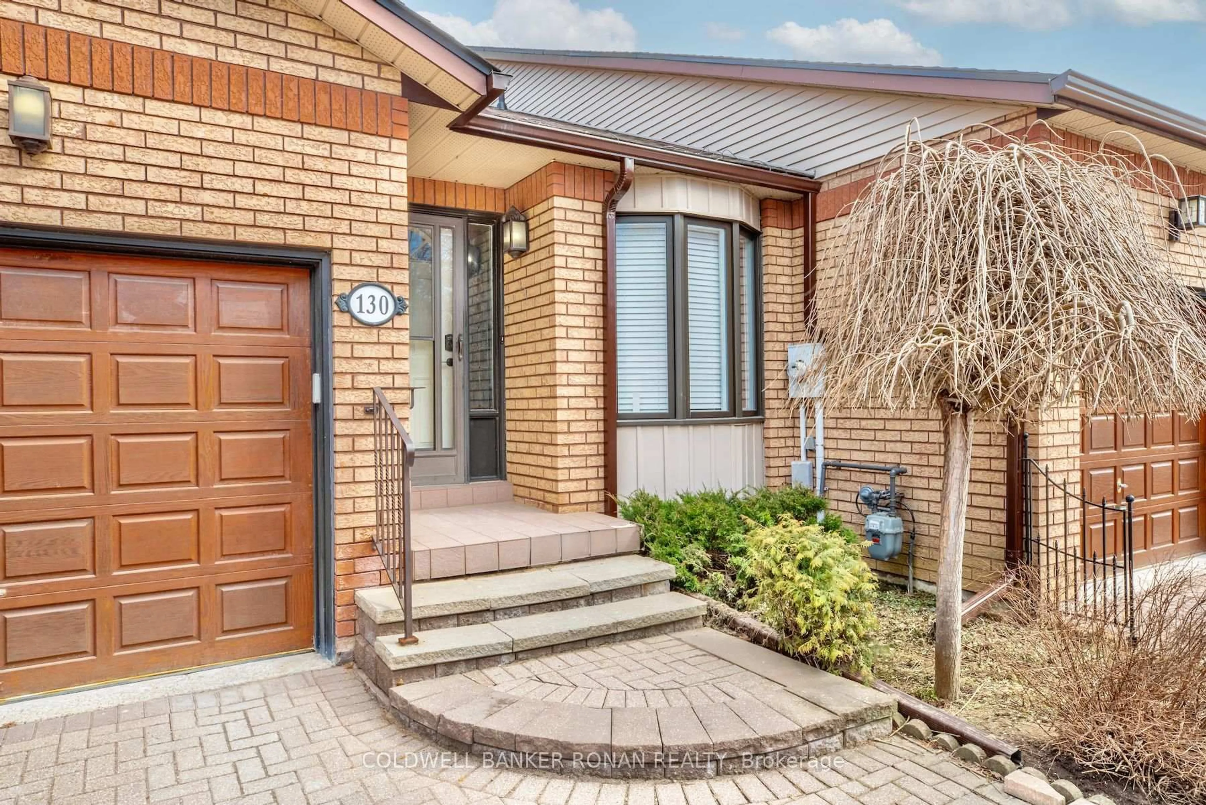 Home with brick exterior material, street for 130 Green Briar Rd, New Tecumseth Ontario L9R 1S2