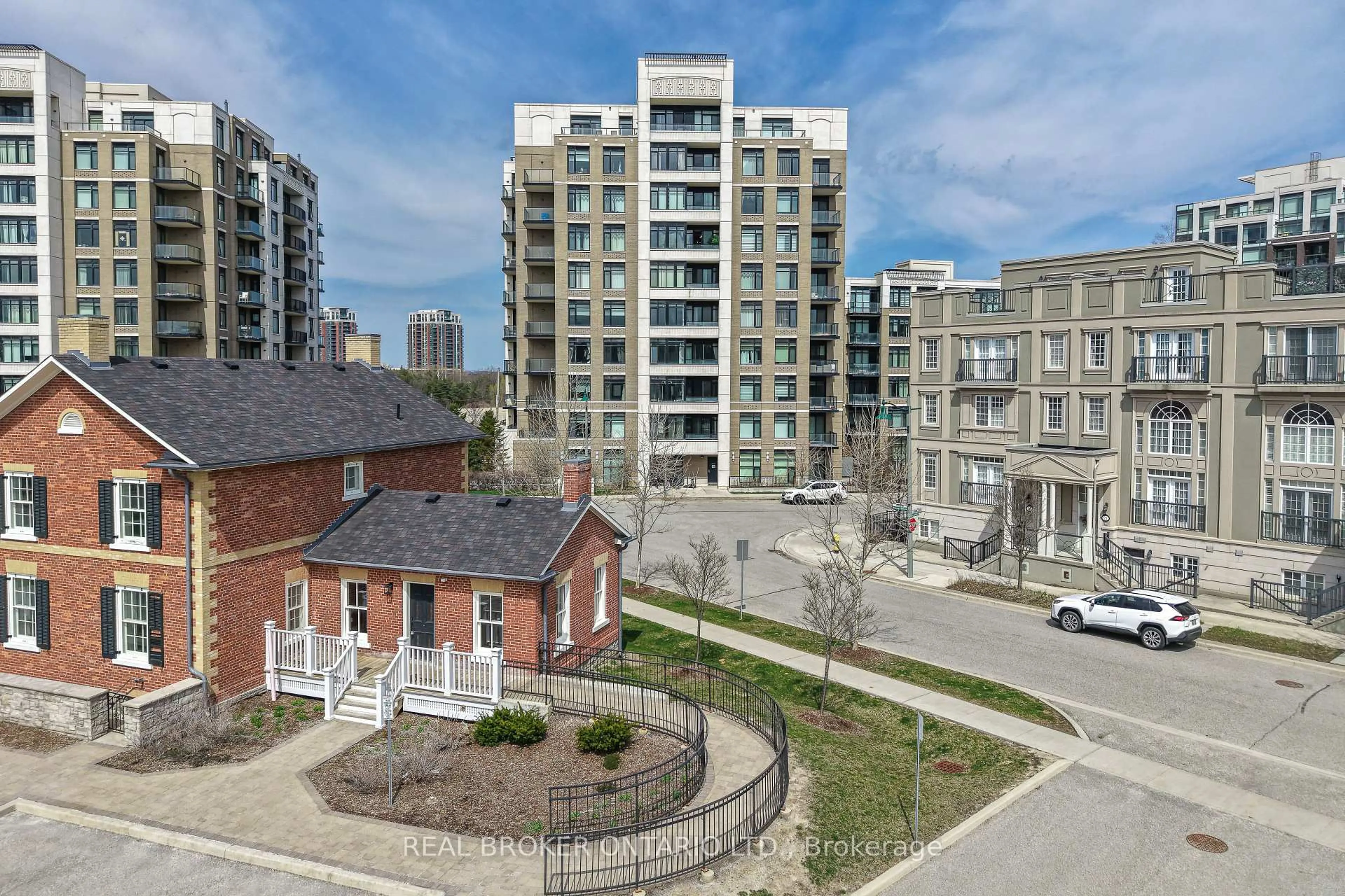 A pic from outside/outdoor area/front of a property/back of a property/a pic from drone, city buildings view from balcony for 111 Upper Duke Cres #301, Markham Ontario L6G 0C8