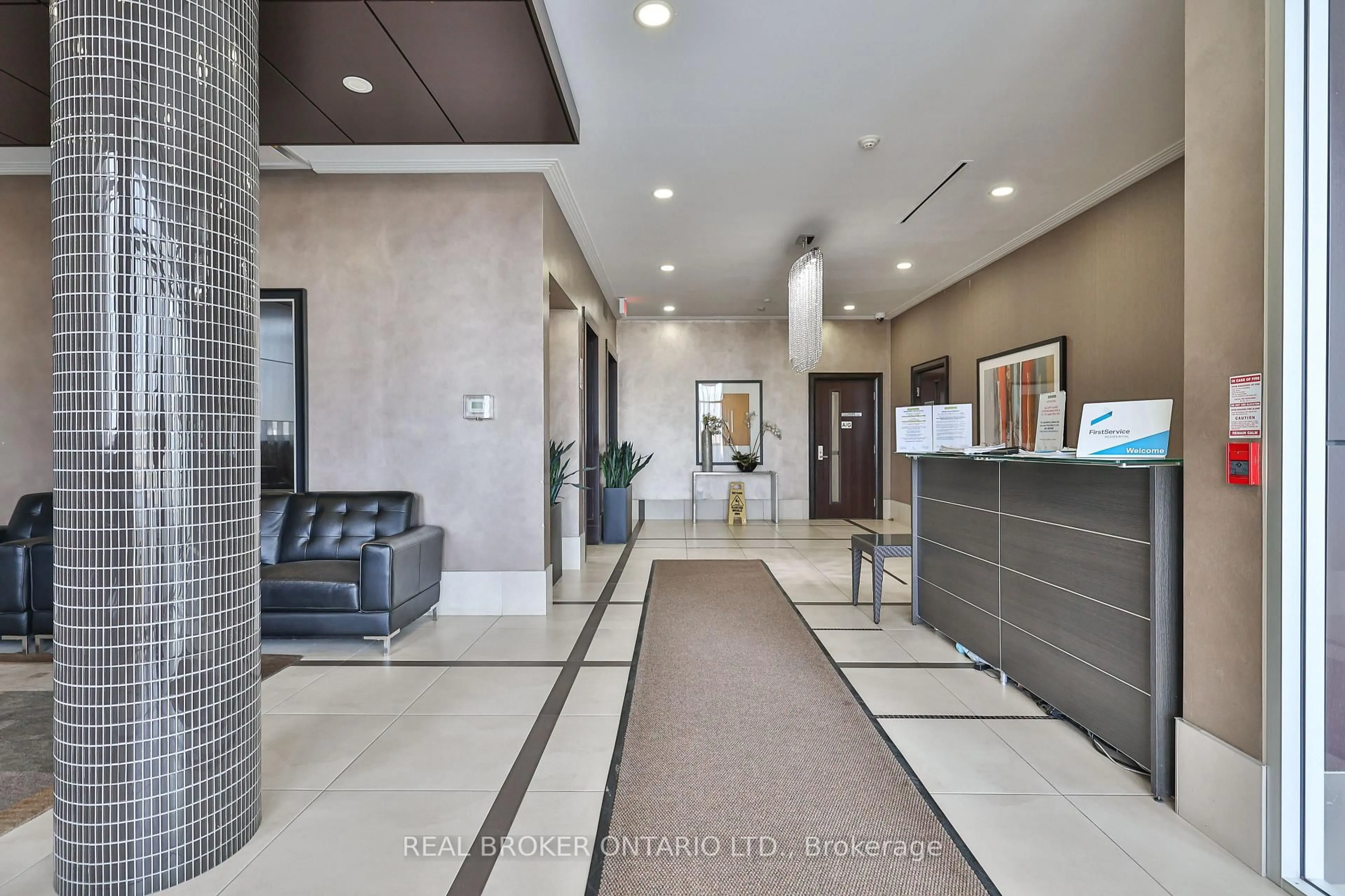 Unknown for 111 Upper Duke Cres #301, Markham Ontario L6G 0C8