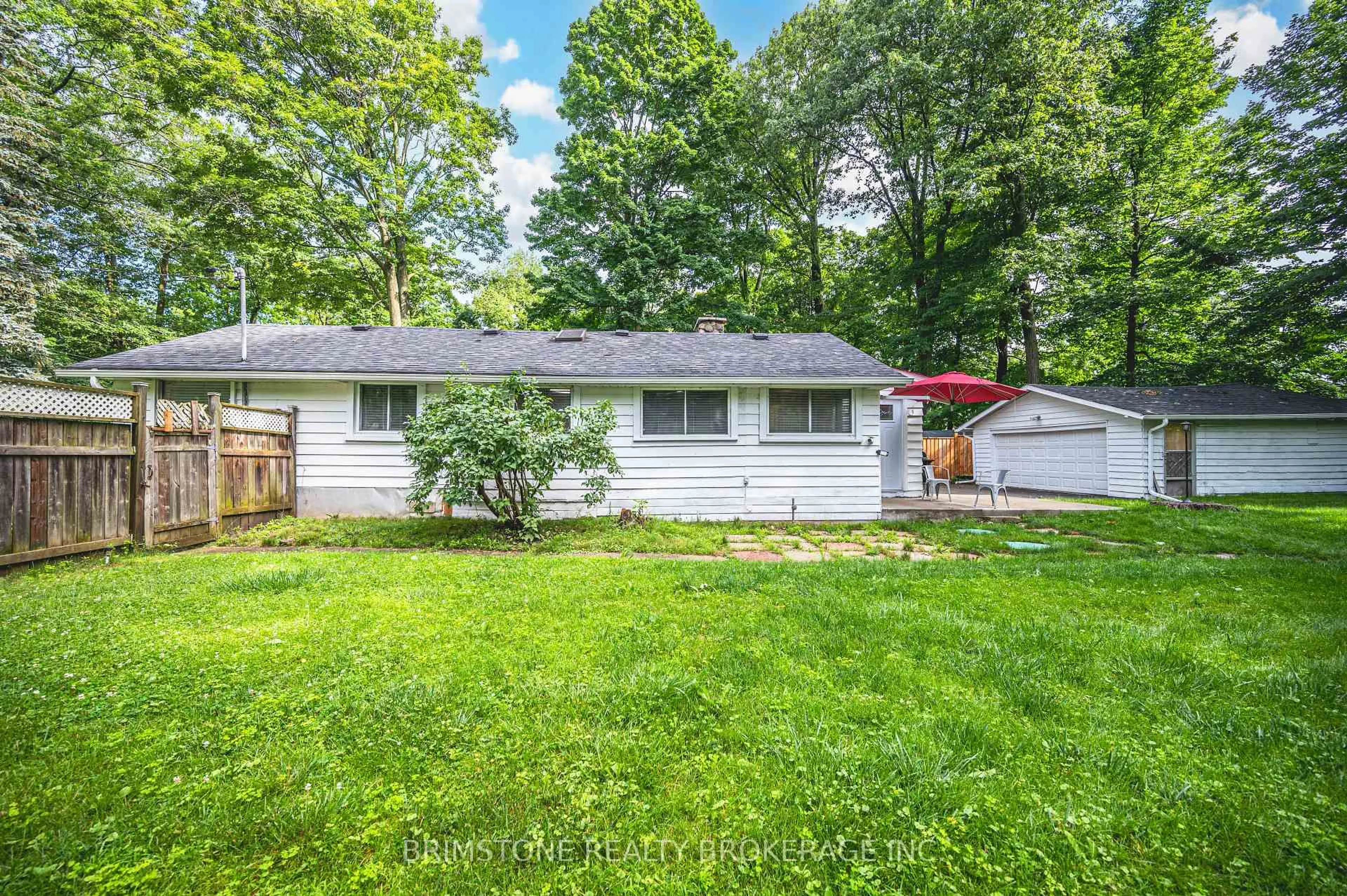 Unknown for 3923 Algonquin Ave, Innisfil Ontario L9S 2M3