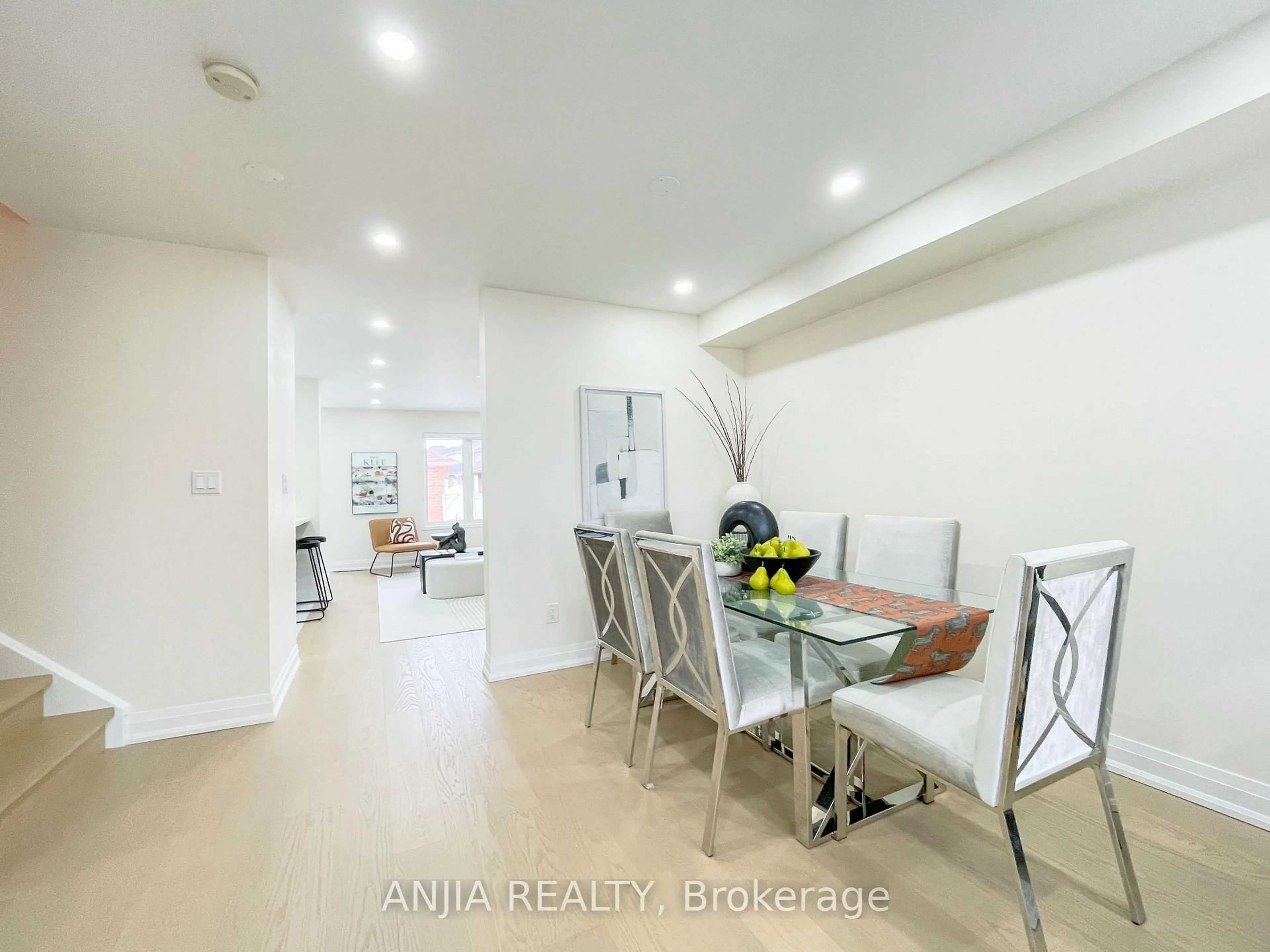 Dining room, unknown for 2330 Bur Oak Ave, Markham Ontario L6E 1L7