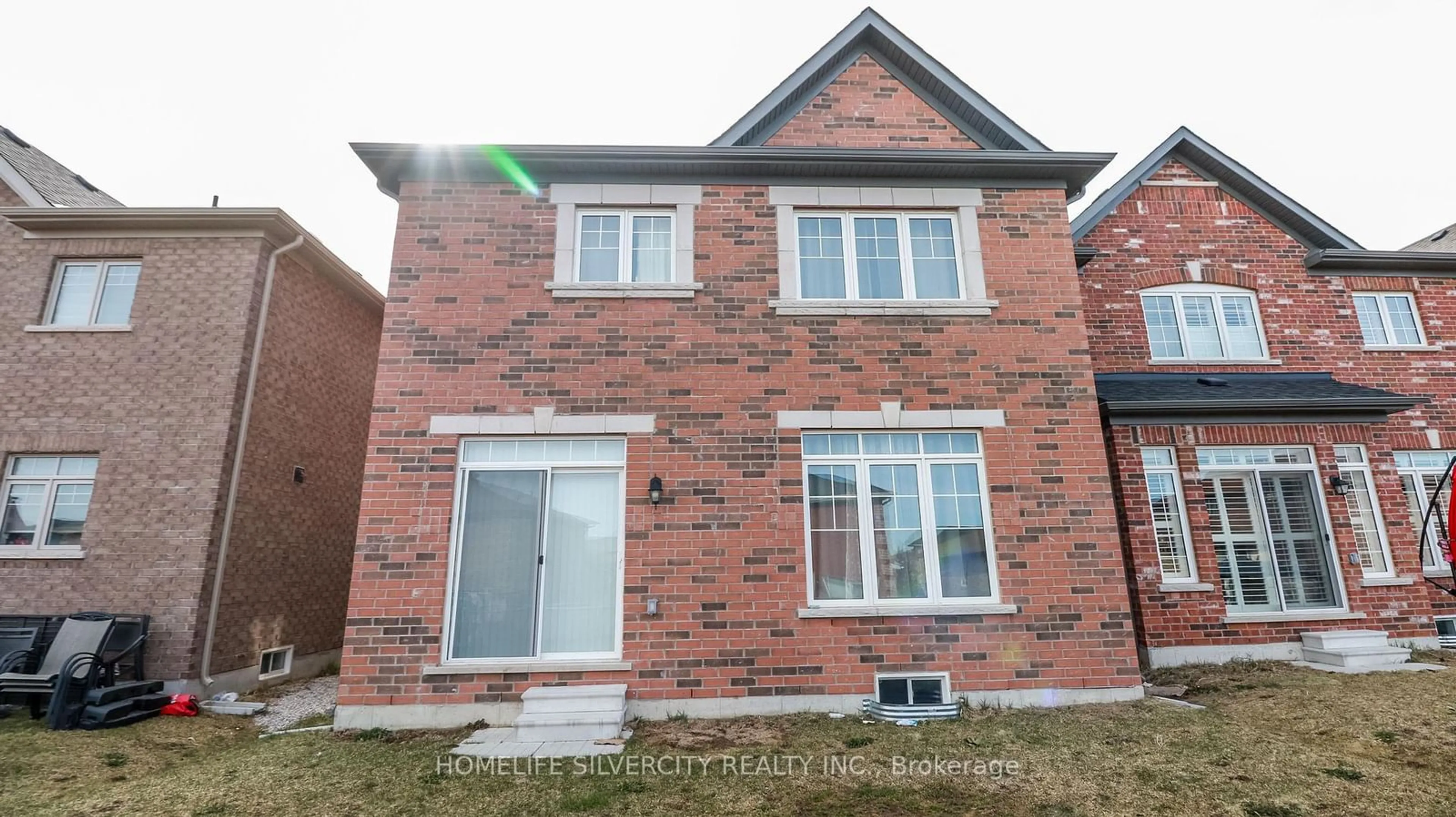 Home with brick exterior material, street for 2201 Lozenby St, Innisfil Ontario L9S 0M9