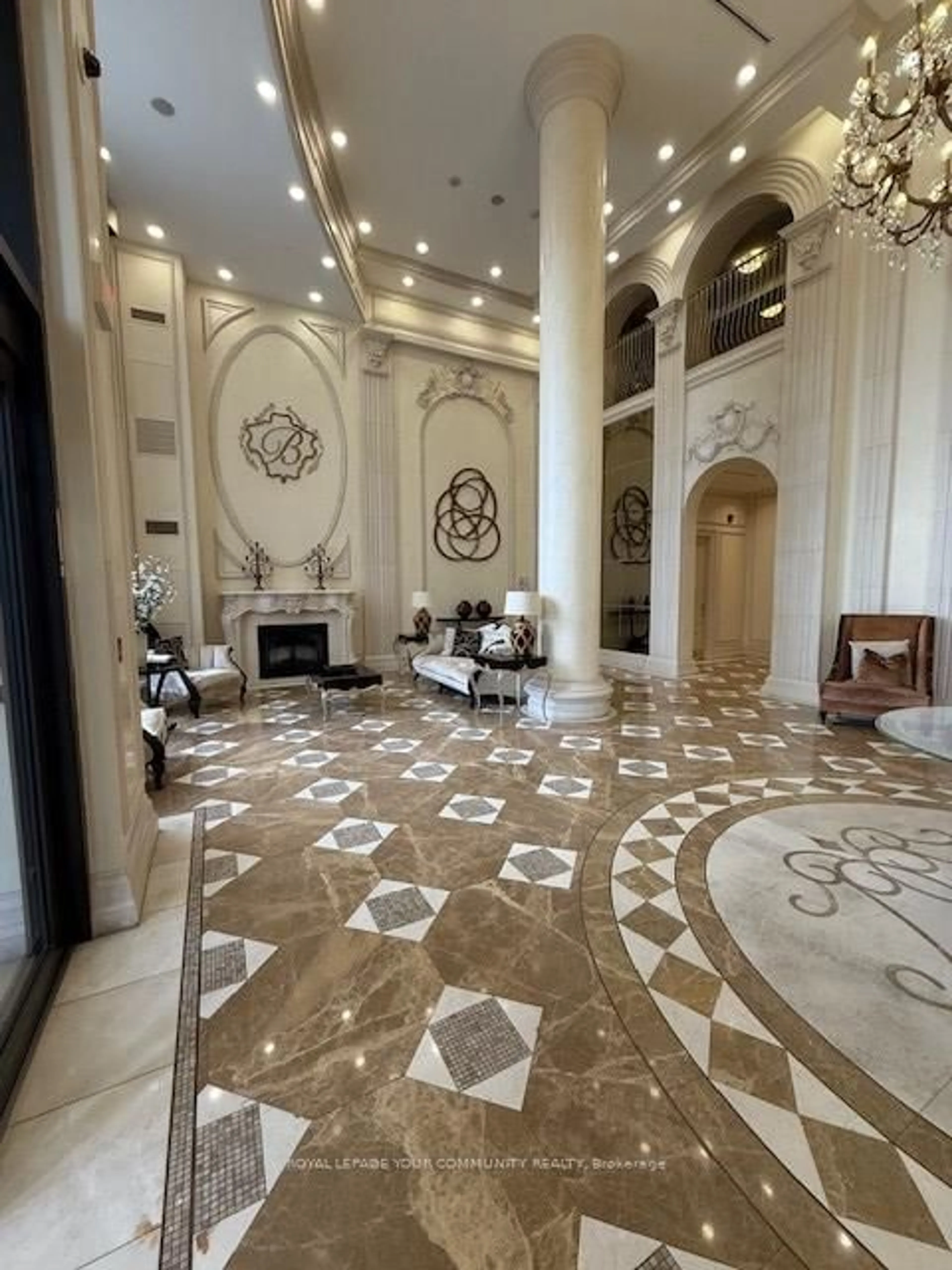 Lobby for 9245 Jane St #1610, Vaughan Ontario L6A 1H7