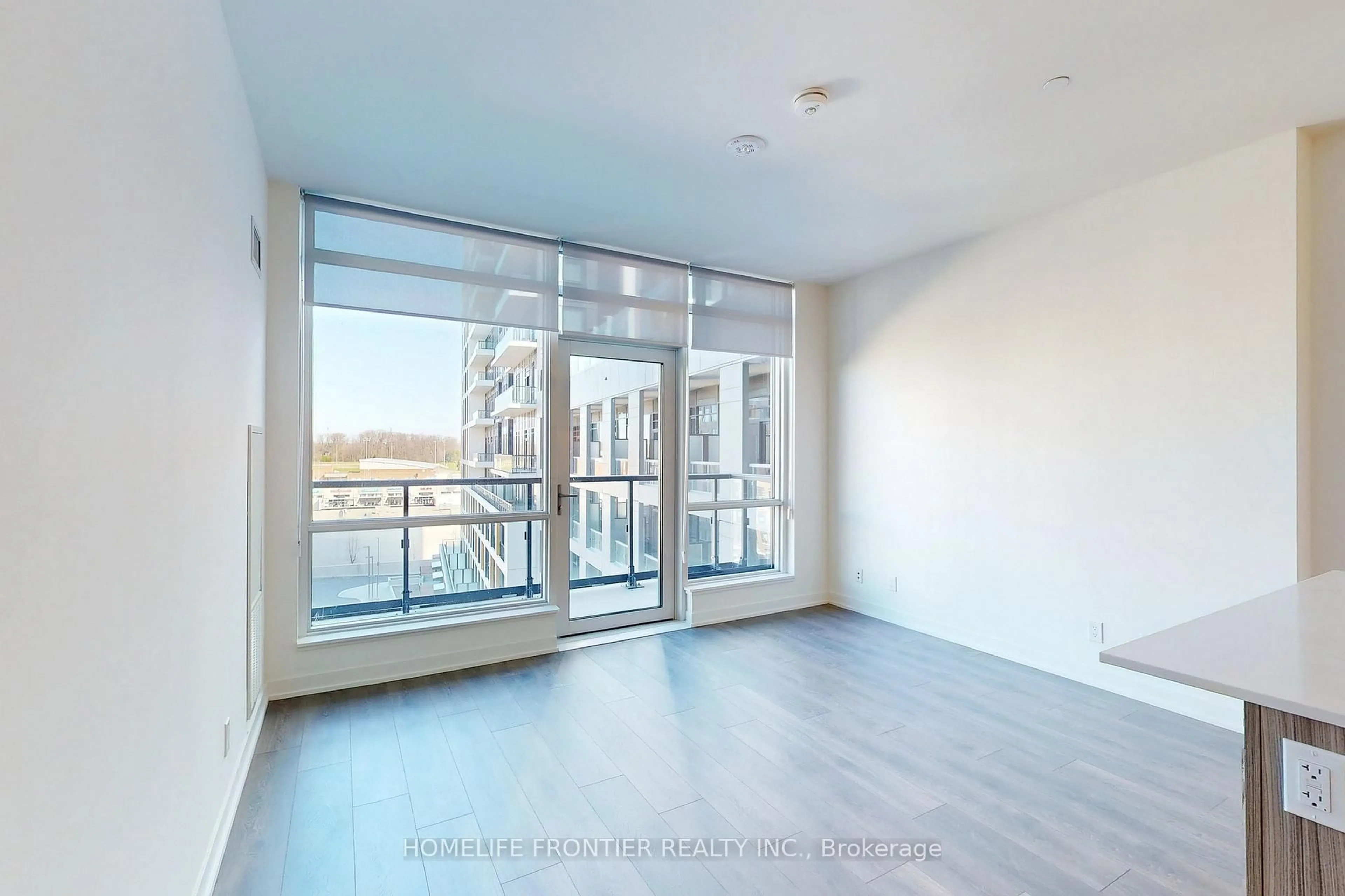 A pic of a room for 7950 Bathurst St #626, Vaughan Ontario L4J 0L4