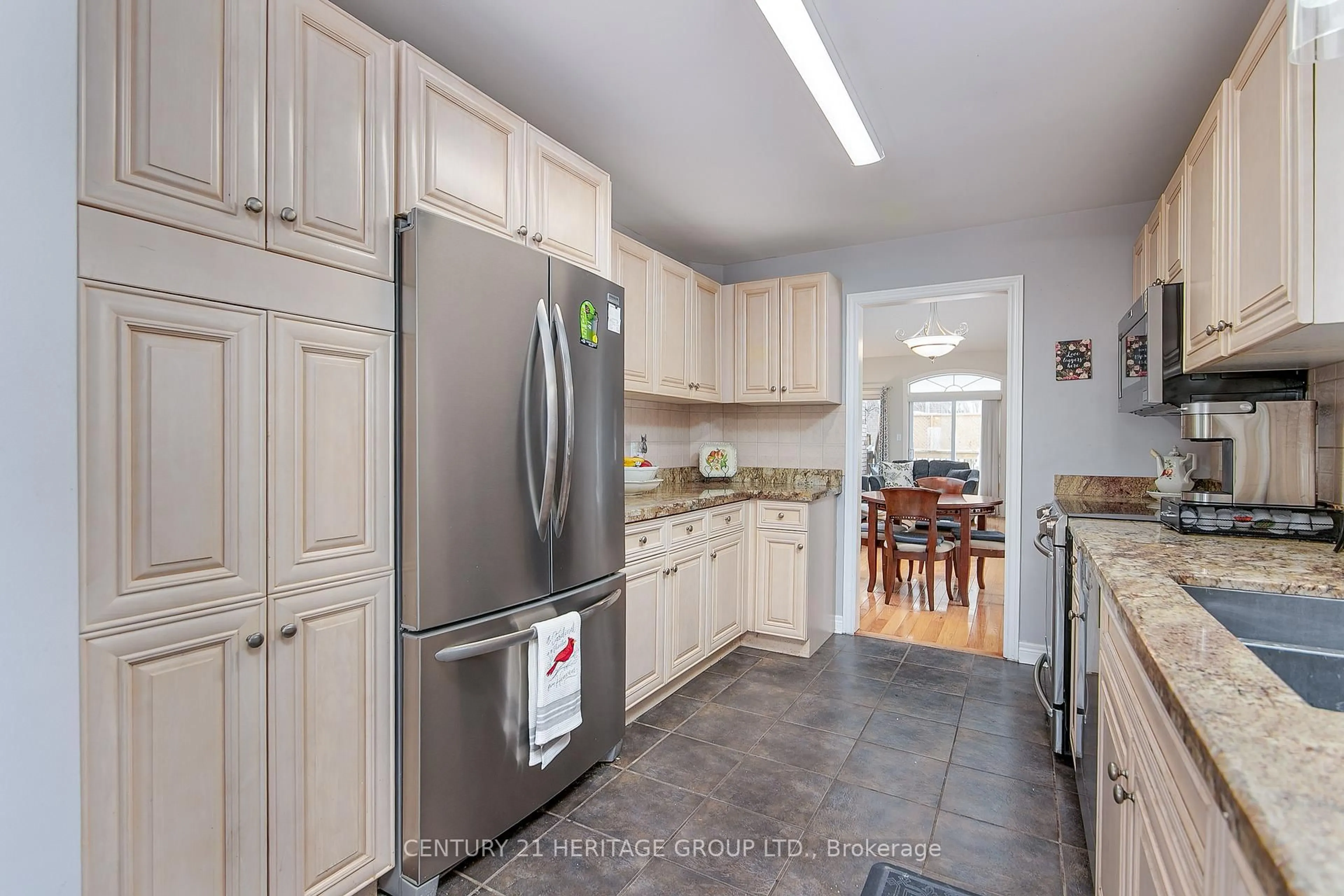 Unknown for 4 Artisan Lane, New Tecumseth Ontario L9R 2G1