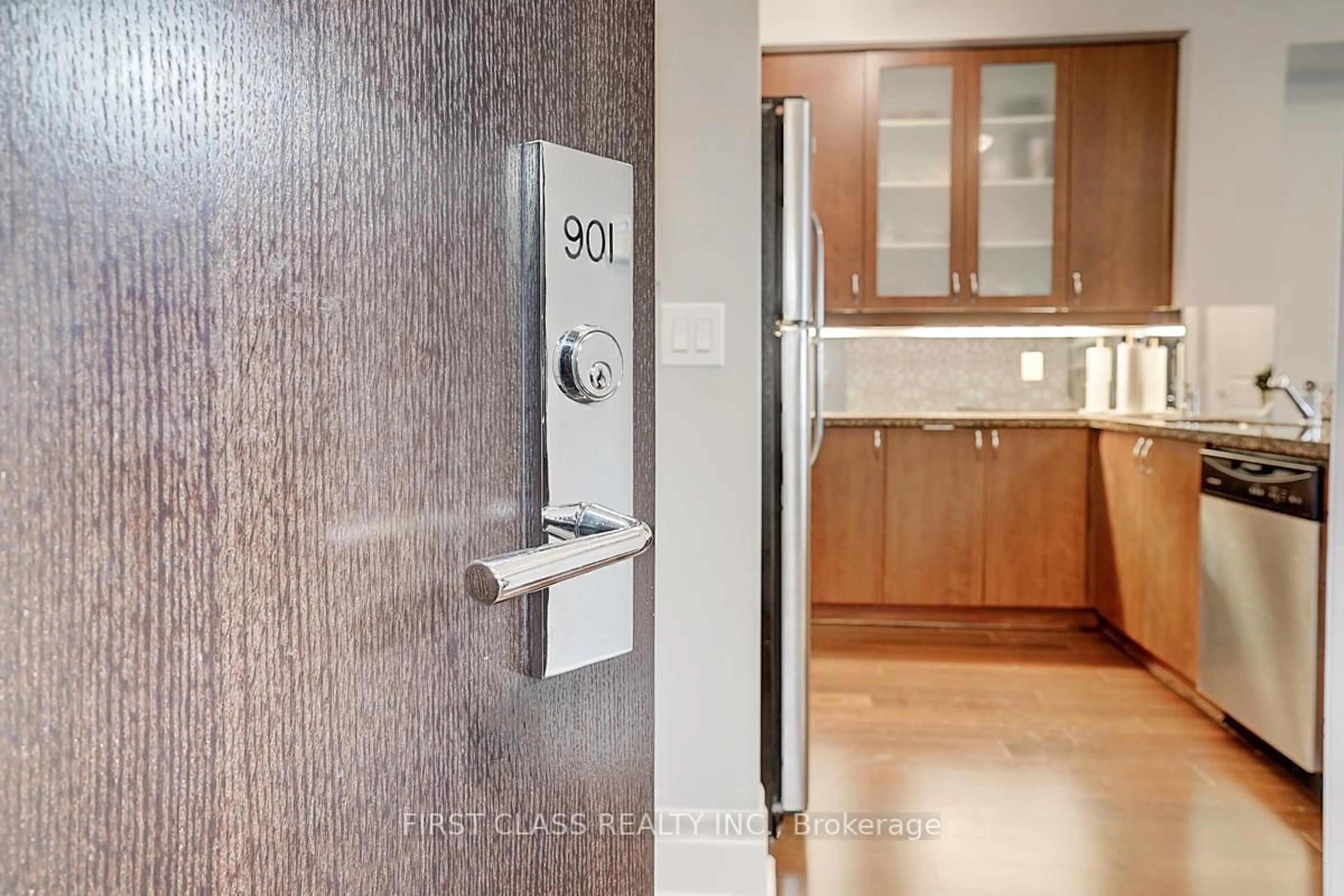 Unknown for 131 Upper Duke Cres #901, Markham Ontario L6G 0C9