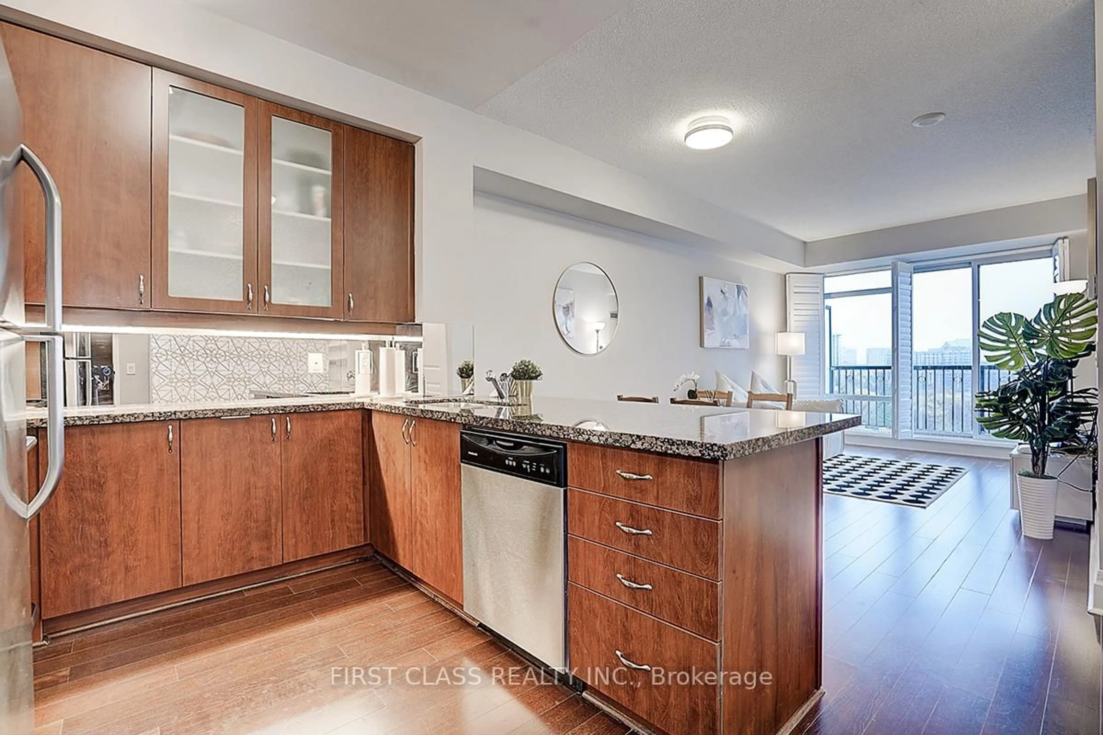 Unknown for 131 Upper Duke Cres #901, Markham Ontario L6G 0C9