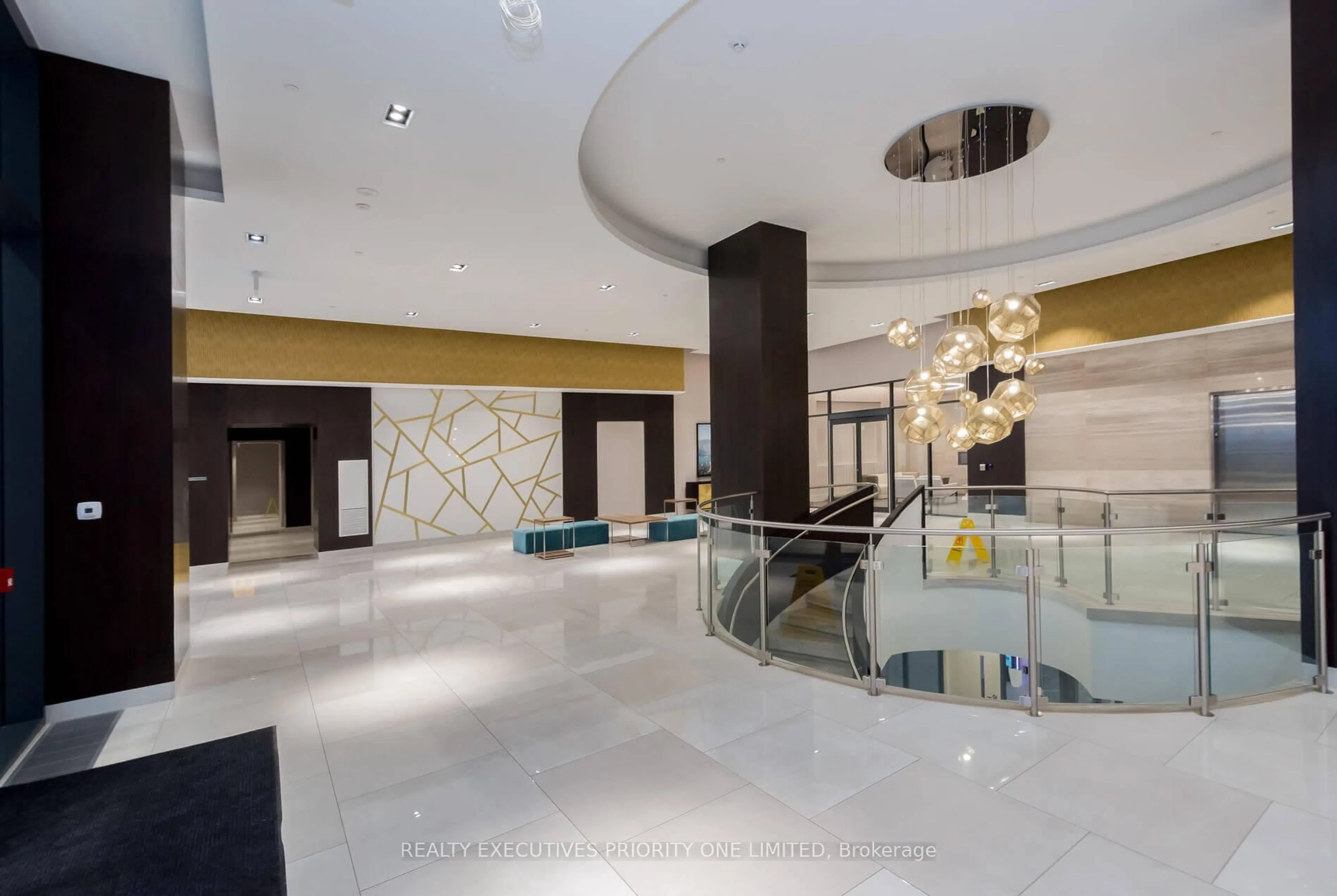 Lobby for 9000 Jane St #923, Vaughan Ontario L4K 0M6