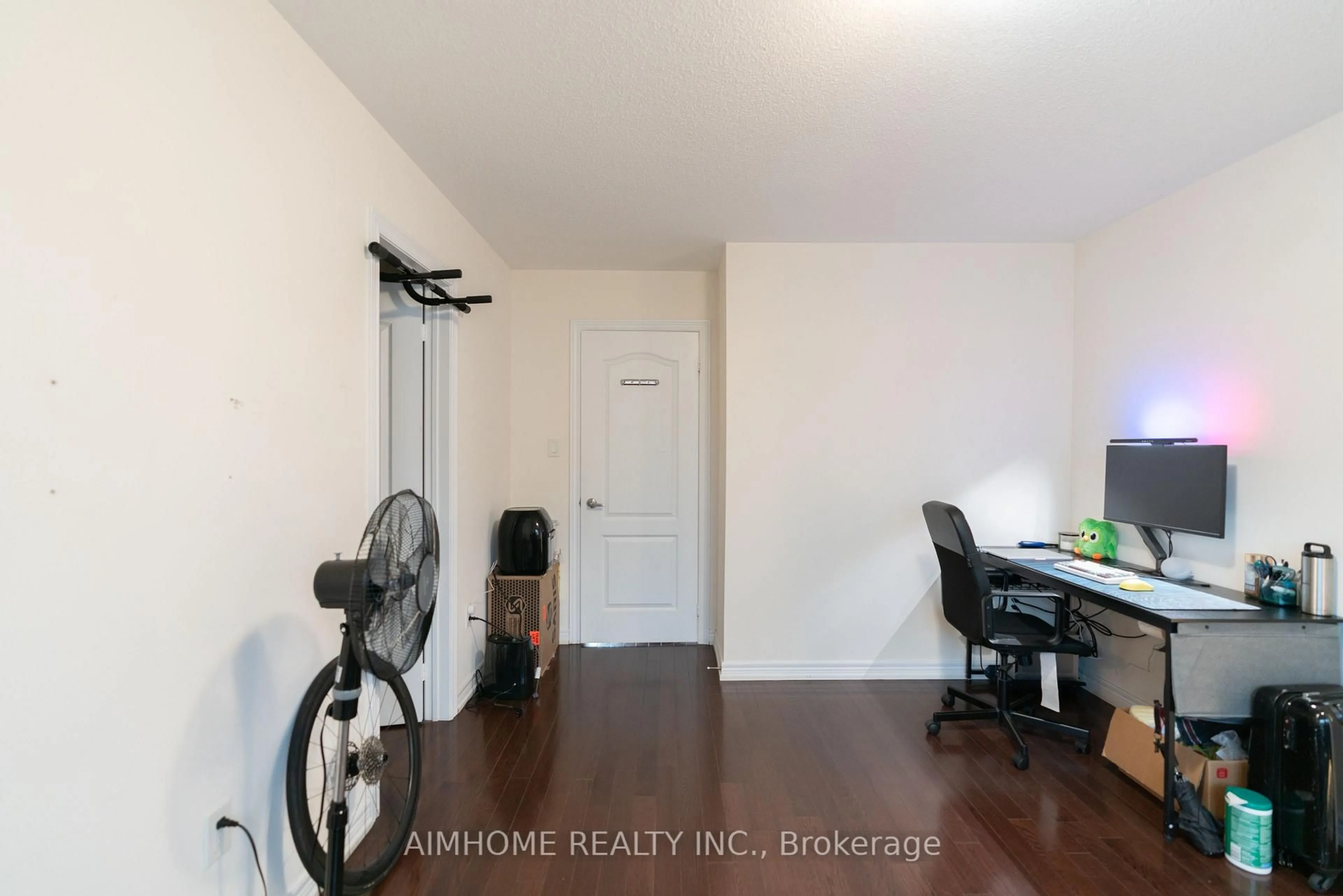 A pic of a room for 934 Castlemore Ave, Markham Ontario L6E 0N3