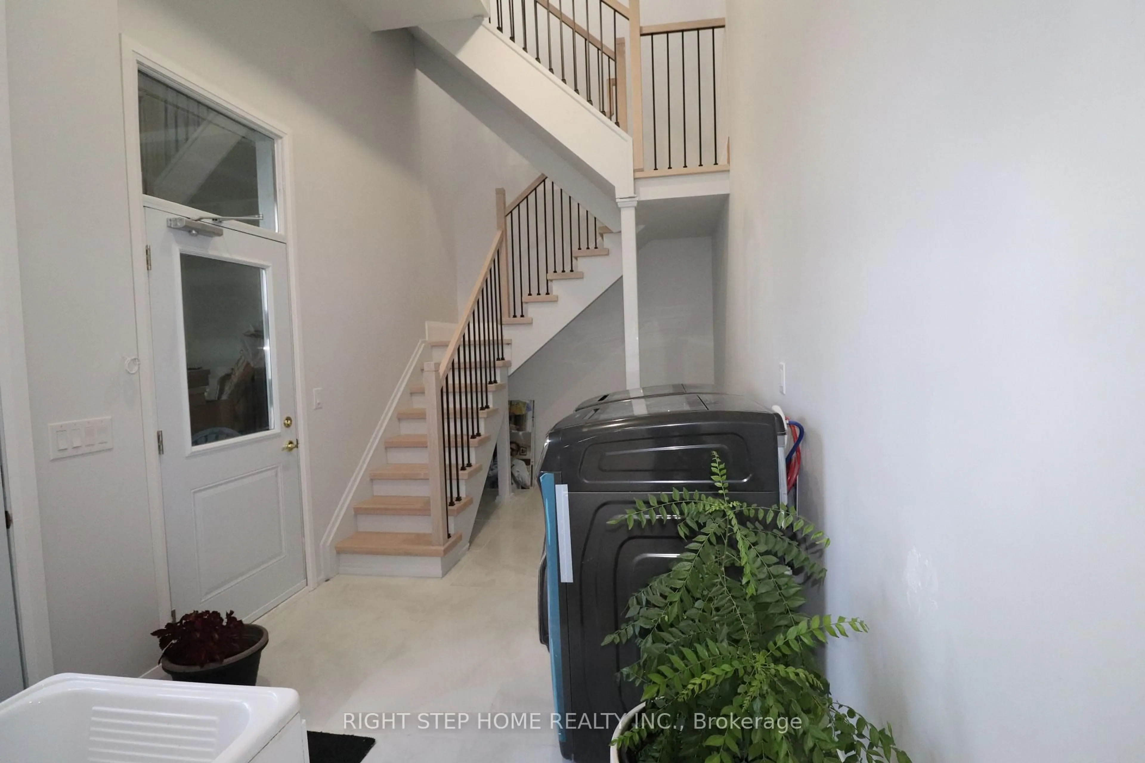 Unknown for 11470 Hwy 27 Rd, Vaughan Ontario L0J 1C0