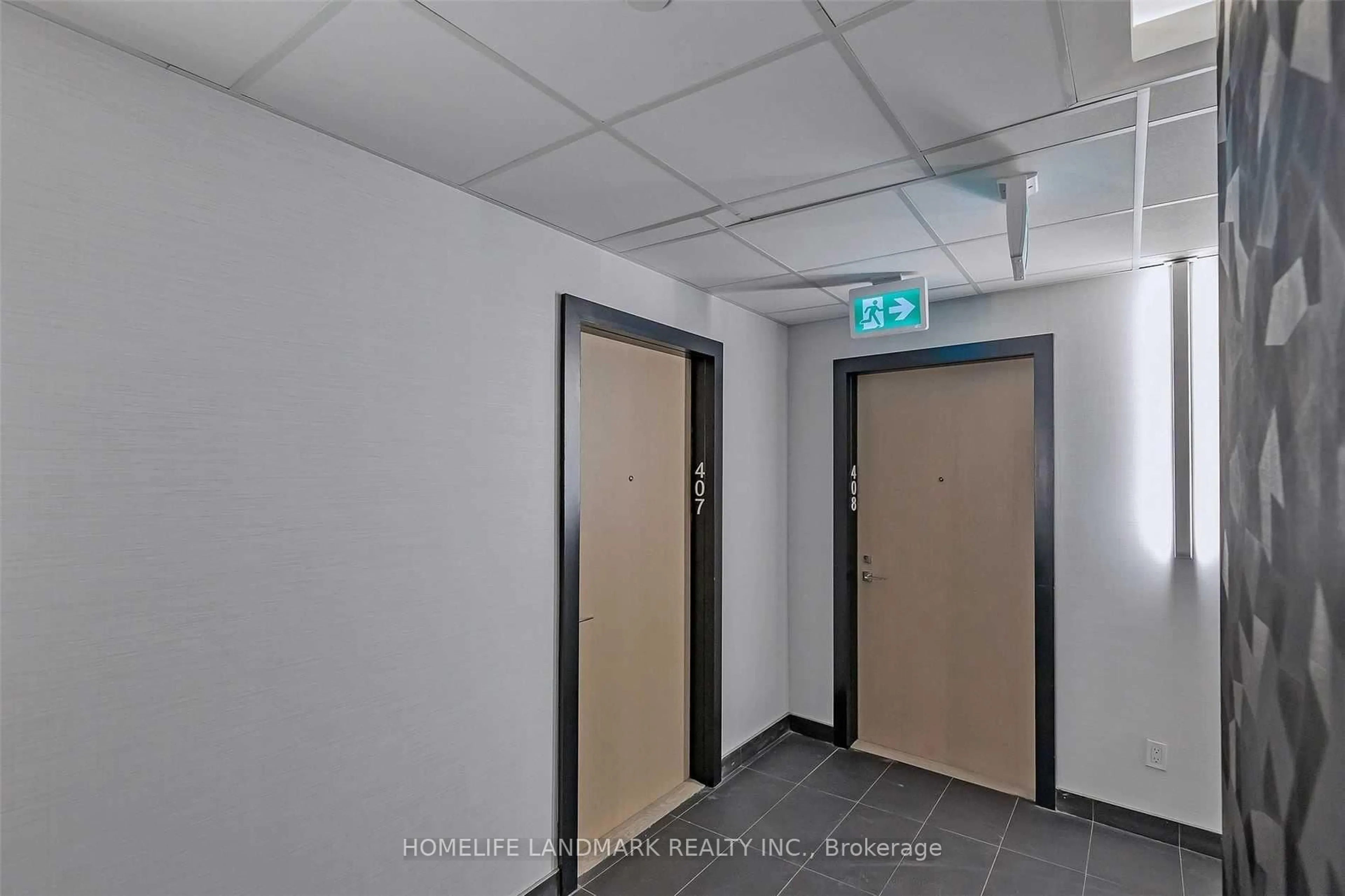 Indoor foyer for 10 Rouge Valley Dr #407A, Markham Ontario L6G 0G9
