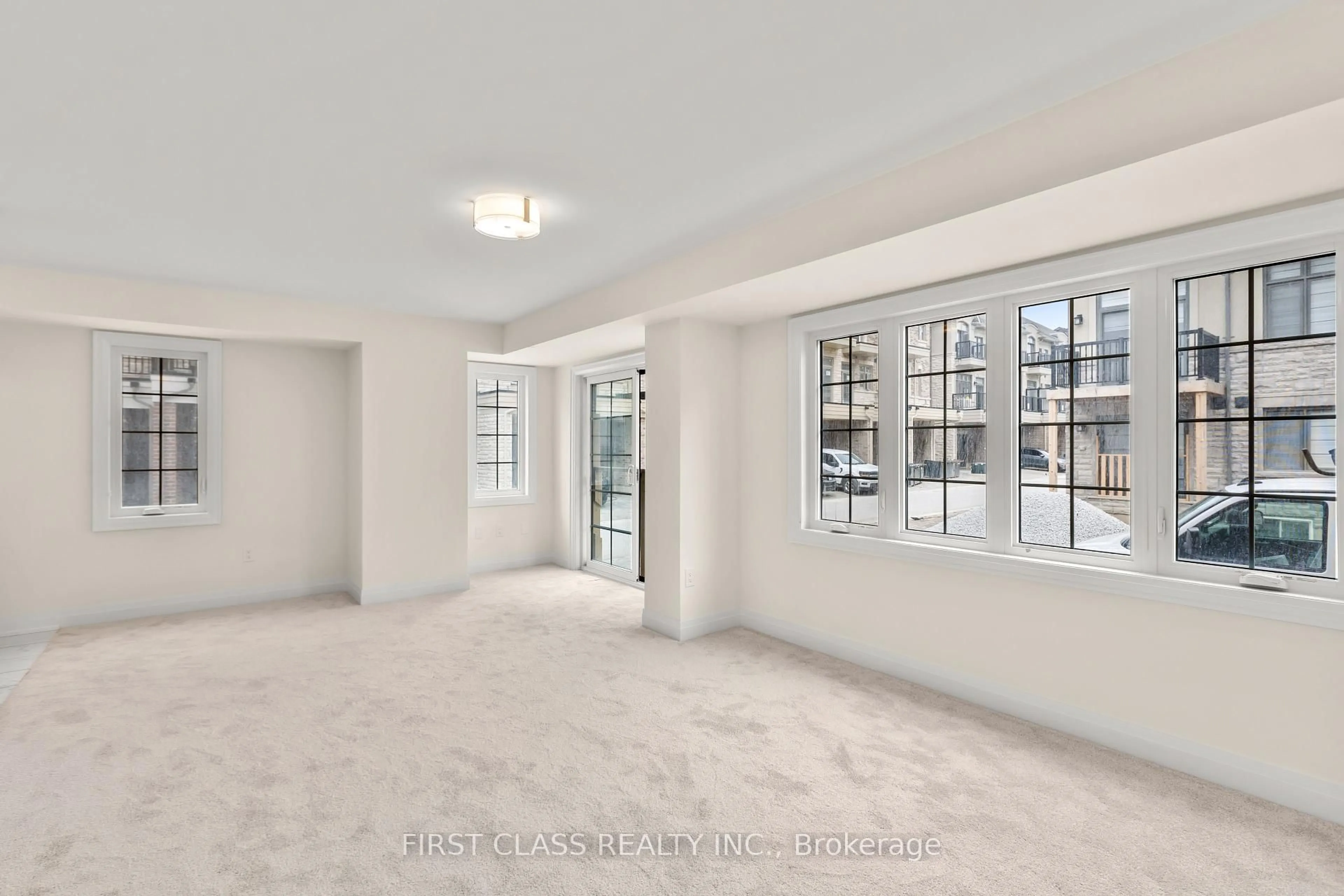 Unknown for 1 ABBEY HILL Lane, Markham Ontario L6C 3L5