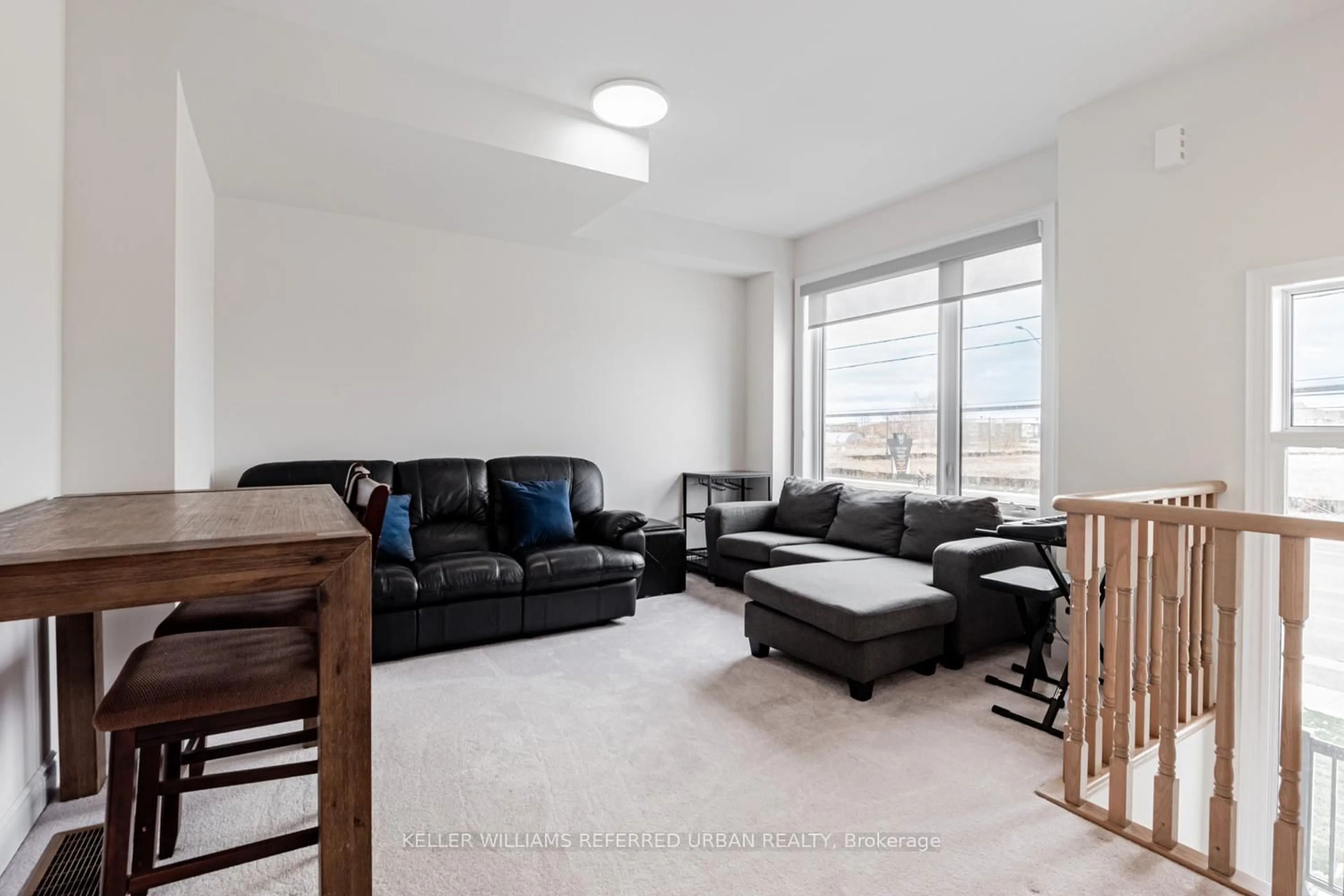 Living room with furniture, unknown for 351 Tennant Circ, Vaughan Ontario L4H 5L2