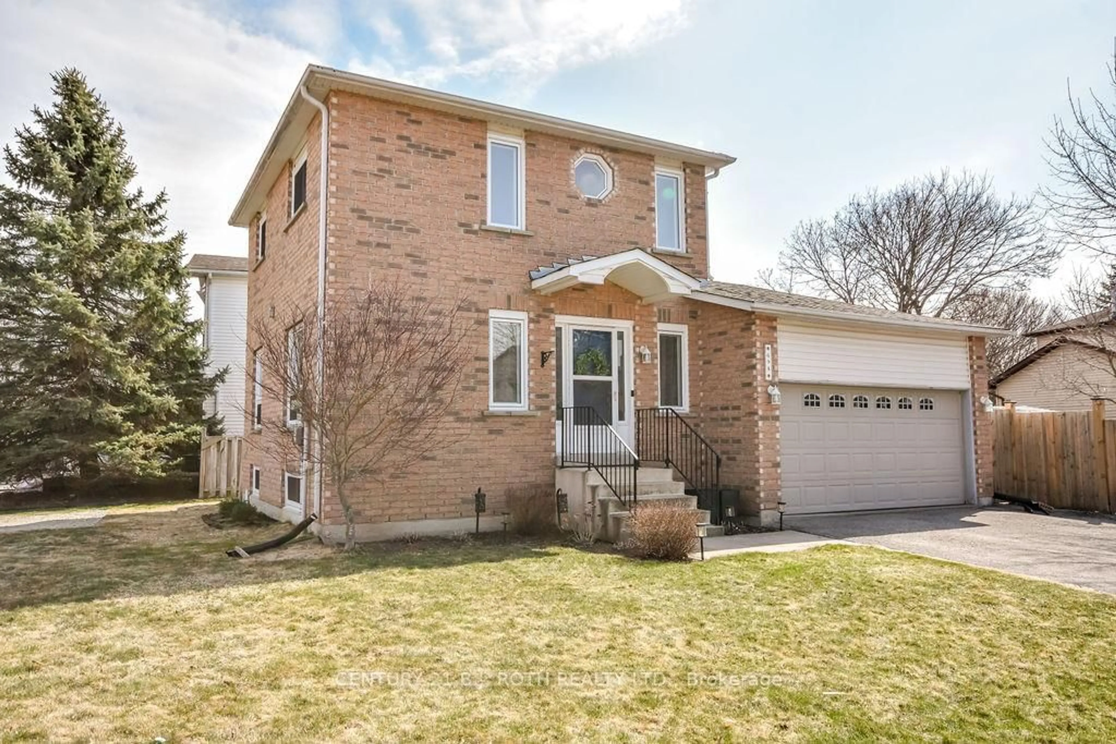 Home with brick exterior material, street for 695 Candaras St, Innisfil Ontario L9S 2G9