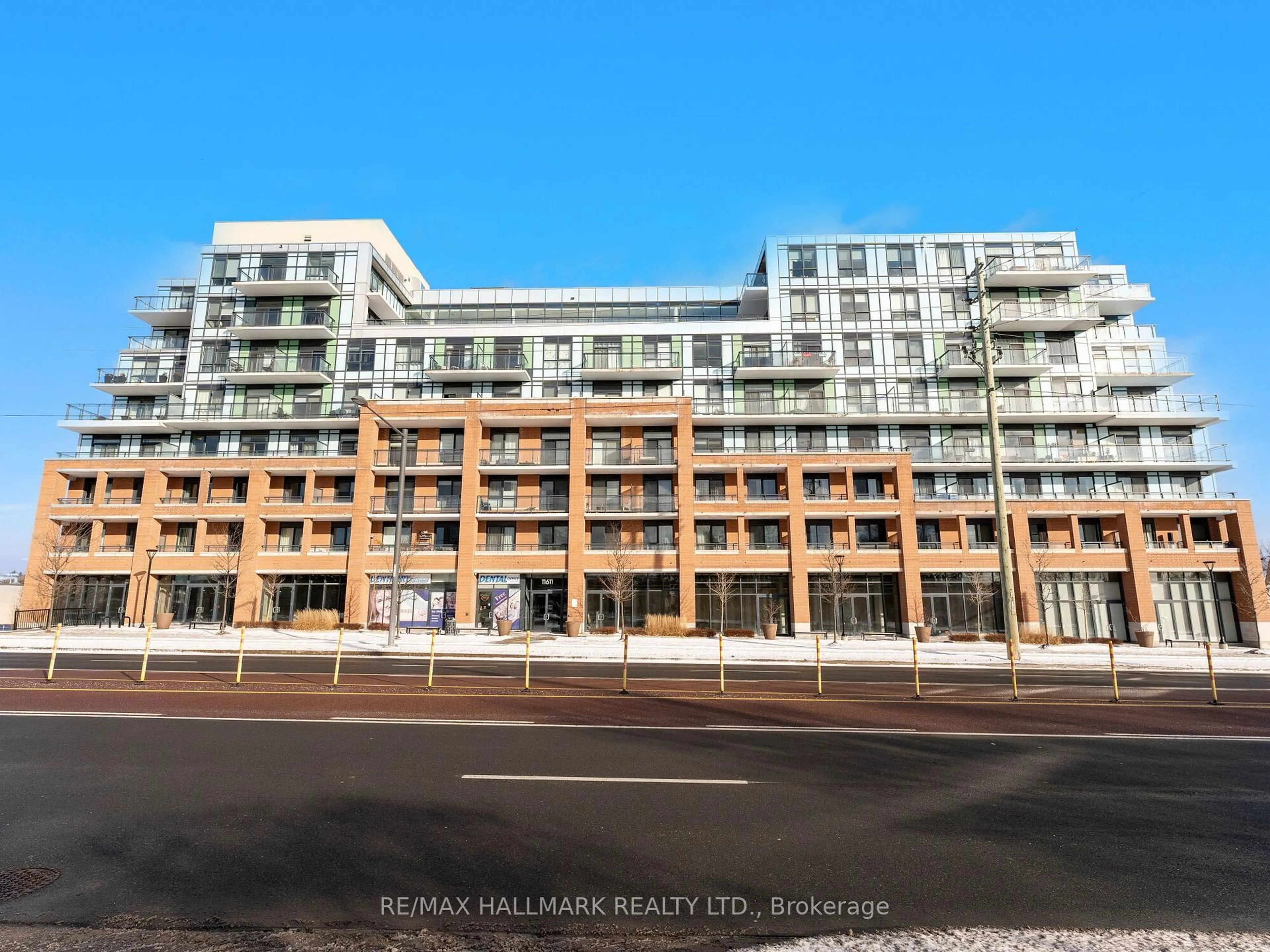 Blurry image for 11611 Yonge St #607, Richmond Hill Ontario L4E 3N8