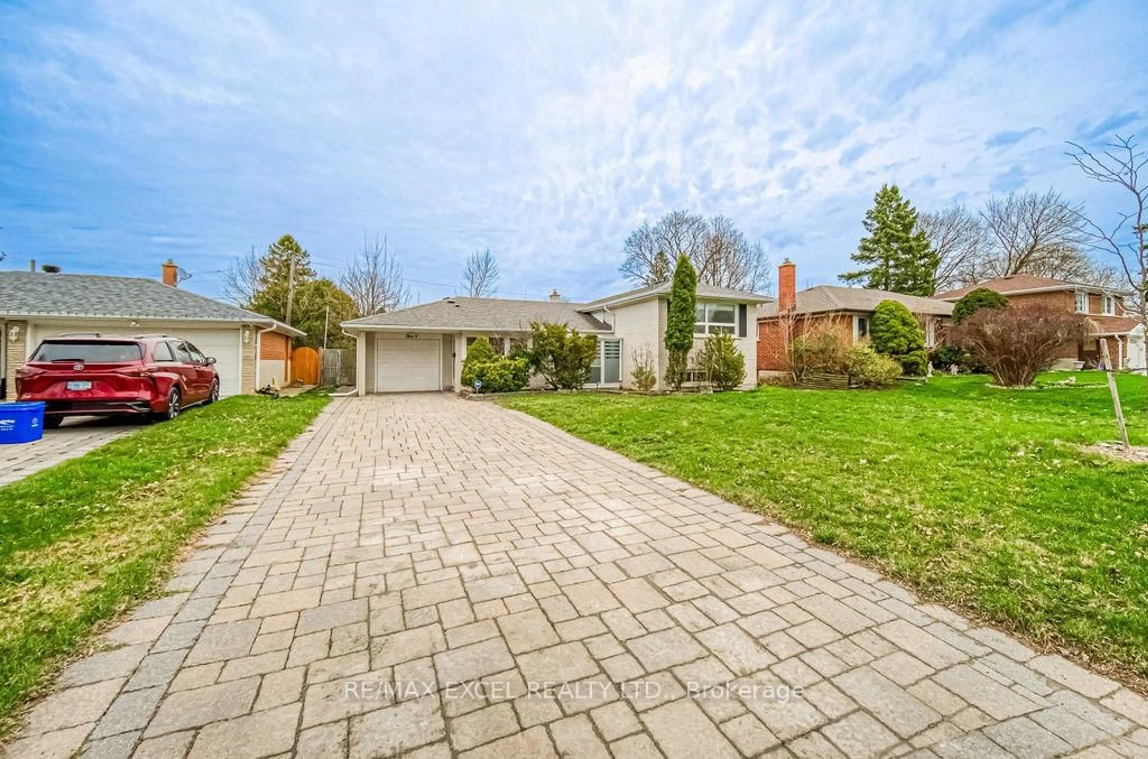 Unknown for 5 Lakevista Ave, Markham Ontario L3P 1H4