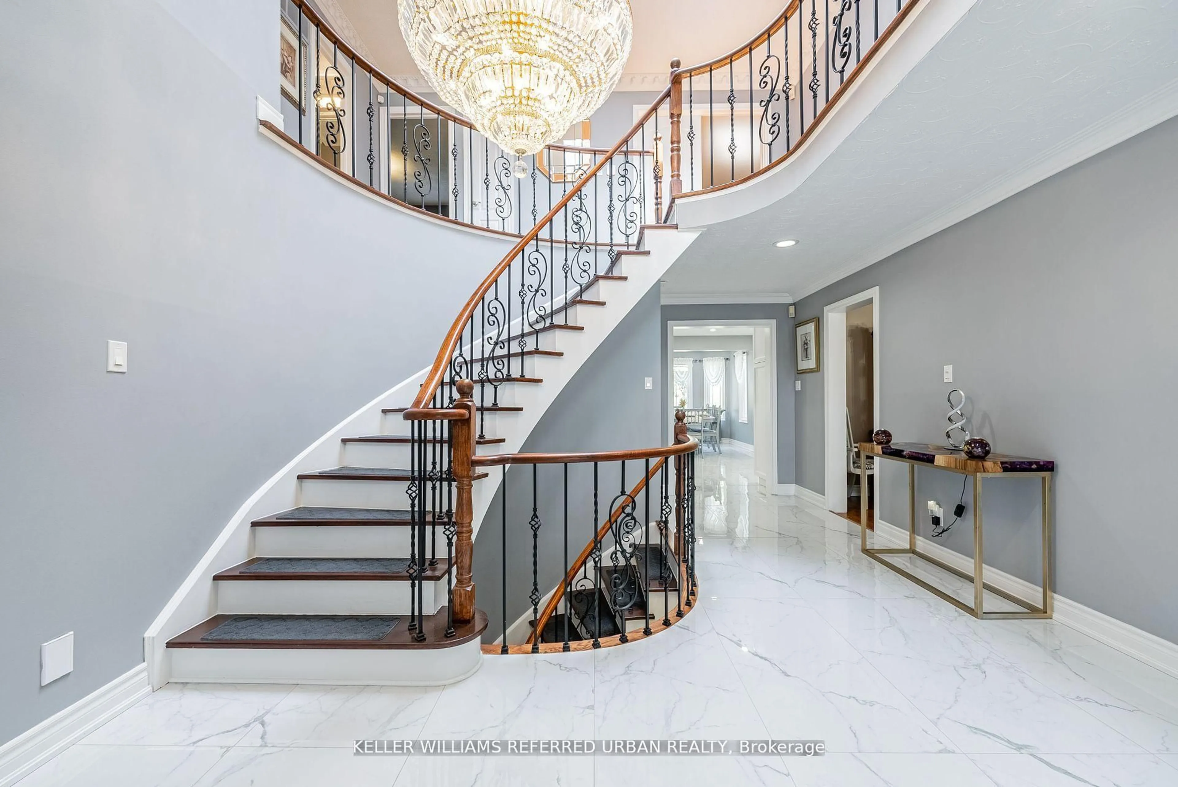 Stairs for 78 Beckenridge Dr, Markham Ontario L3S 3B1