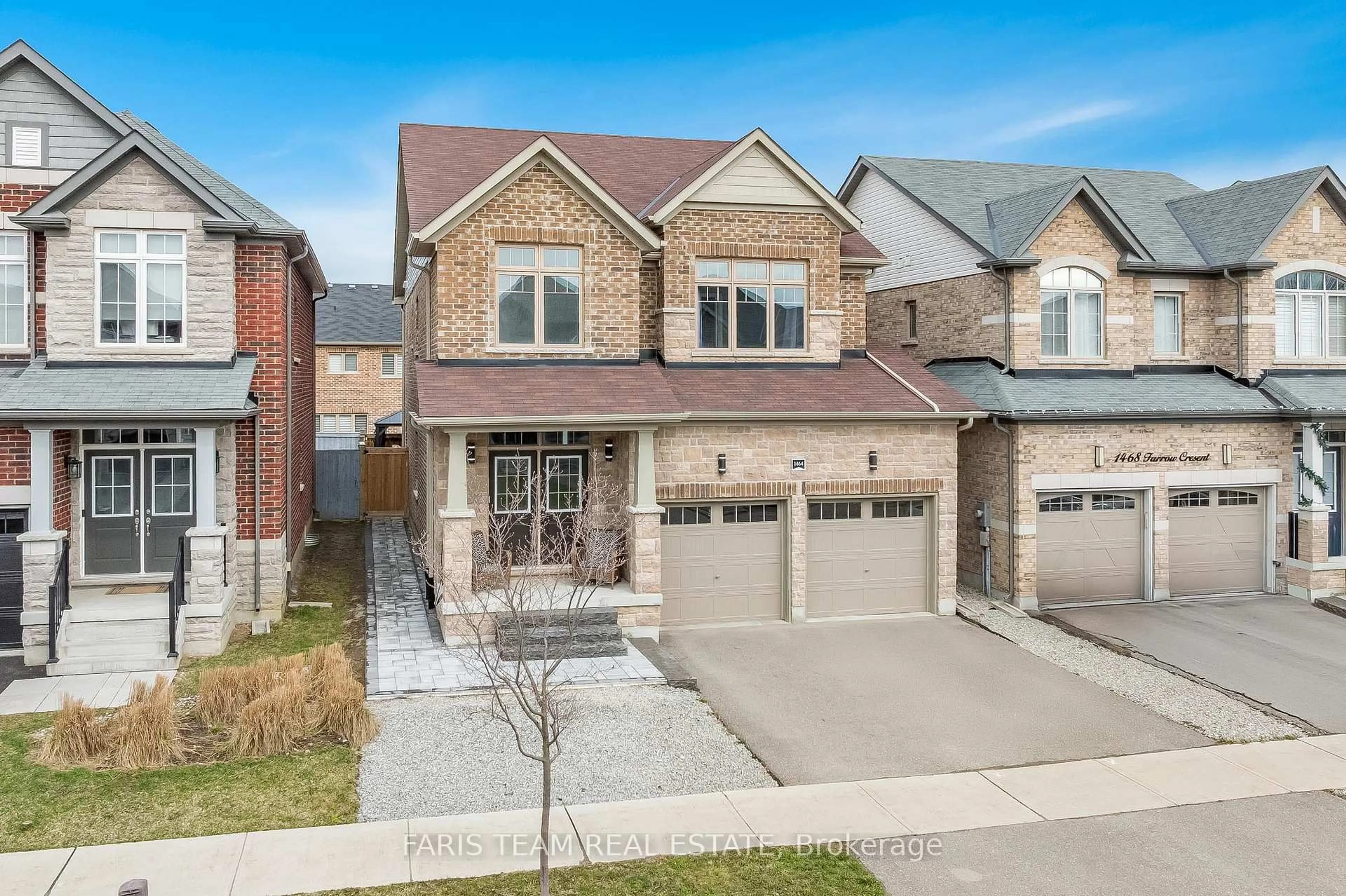 Home with brick exterior material, street for 1464 Farrow Cres, Innisfil Ontario L9S 0L6