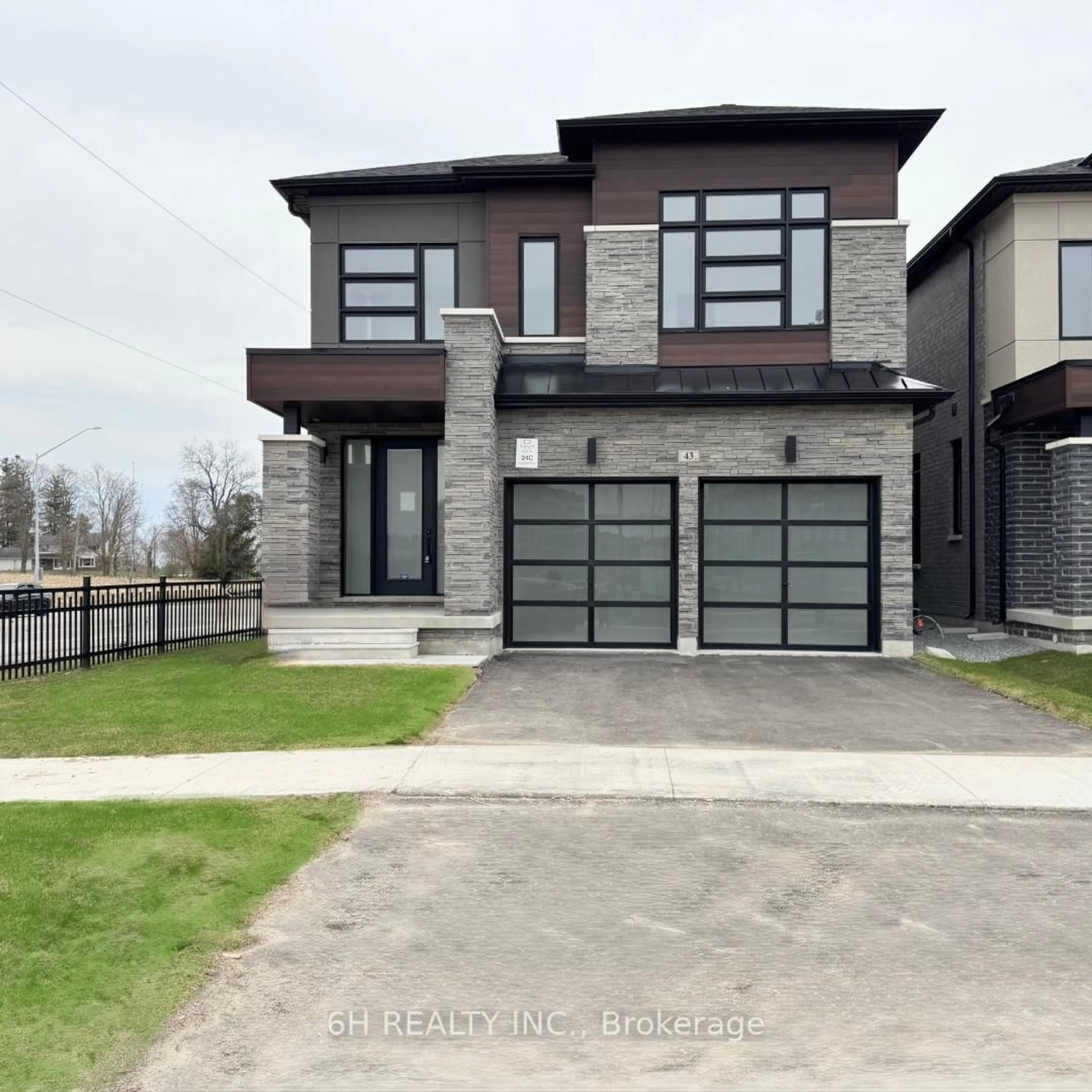 Home with brick exterior material, street for 43 Kesterfarm Pl, Whitchurch-Stouffville Ontario L4A 0S1