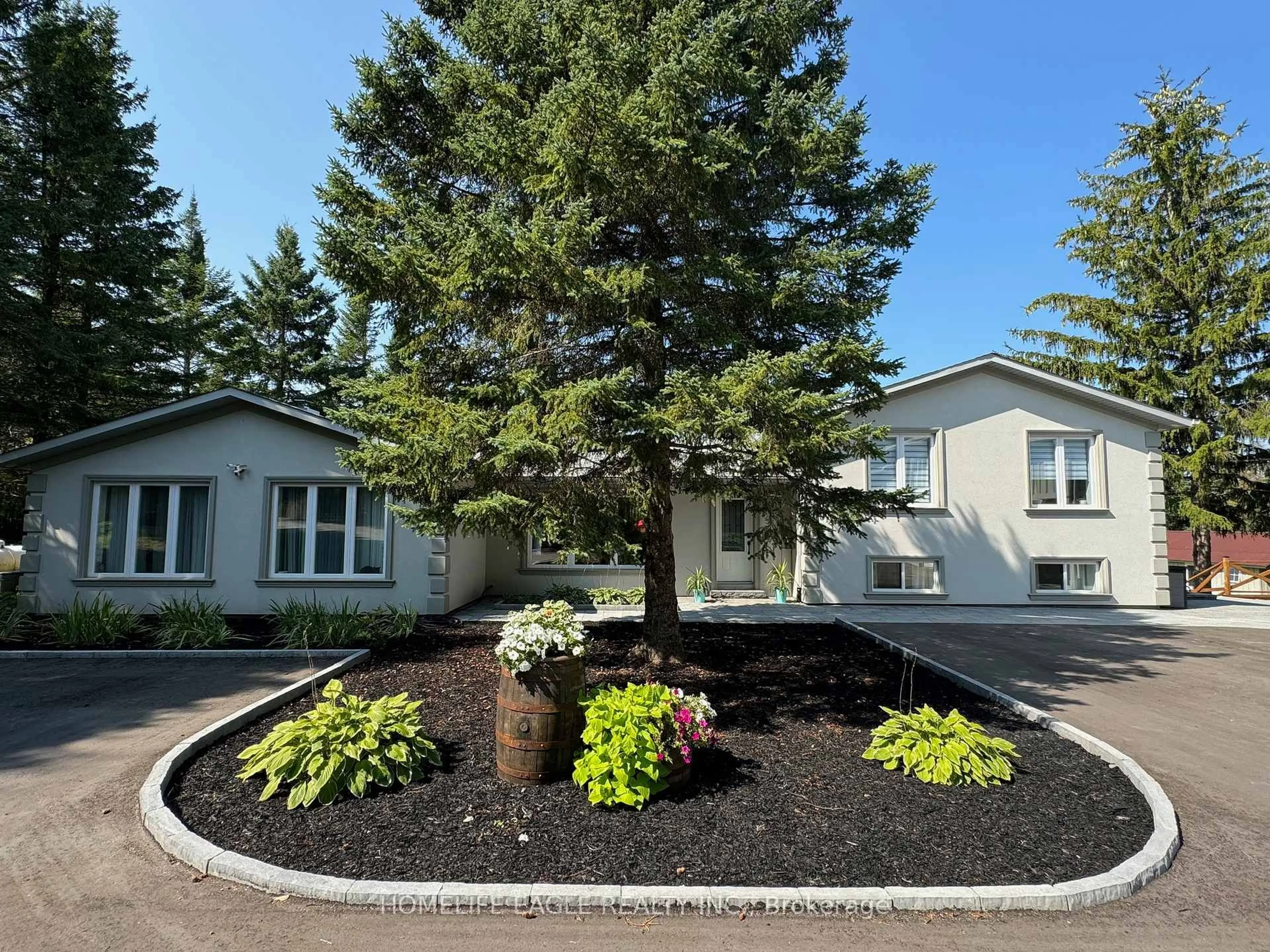 Home with vinyl exterior material, street for 18662 Highway 48 N/A, East Gwillimbury Ontario L0G 1M0