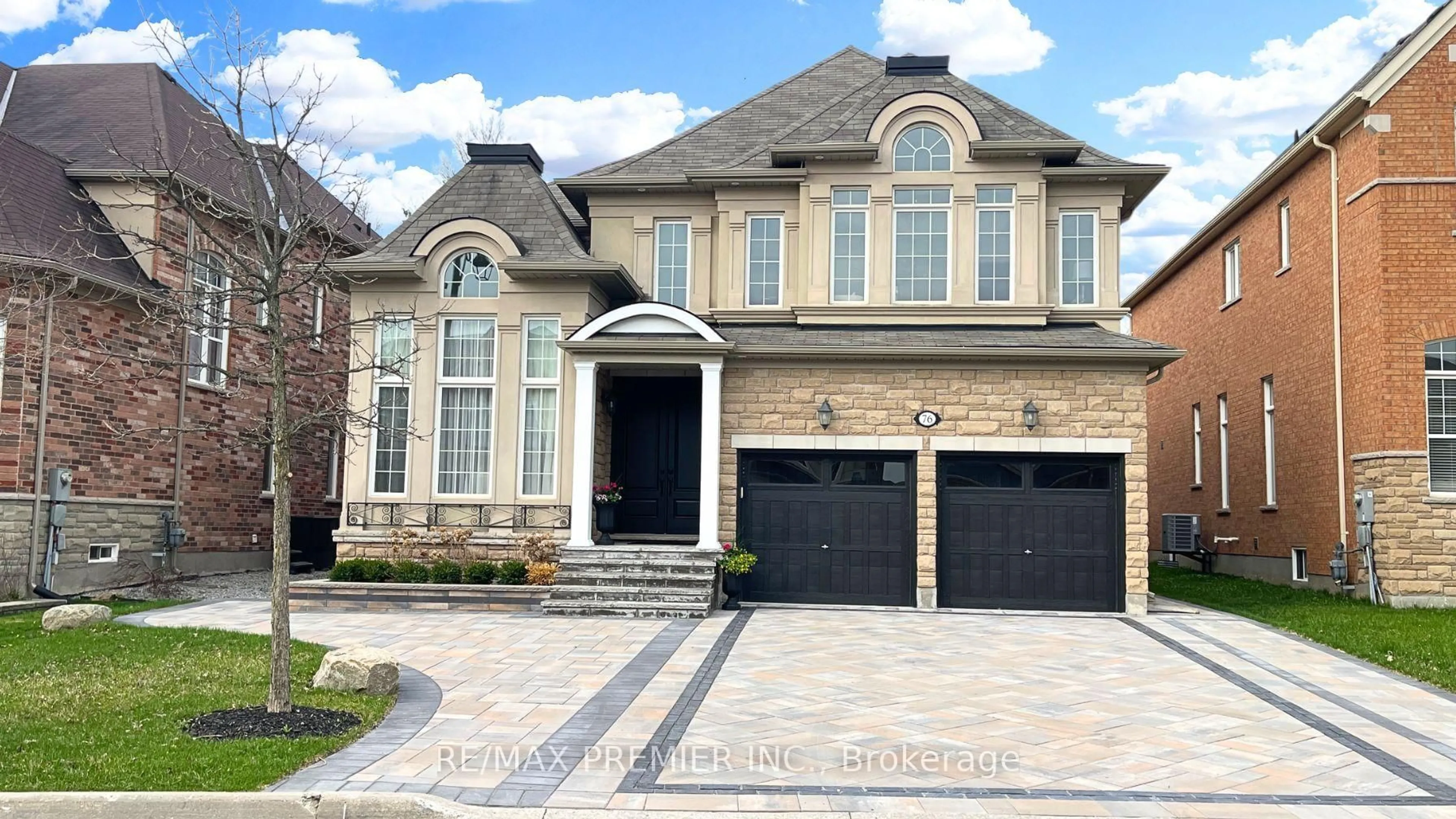 Home with brick exterior material, street for 76 Heintzman Cres, Vaughan Ontario L6A 4T1