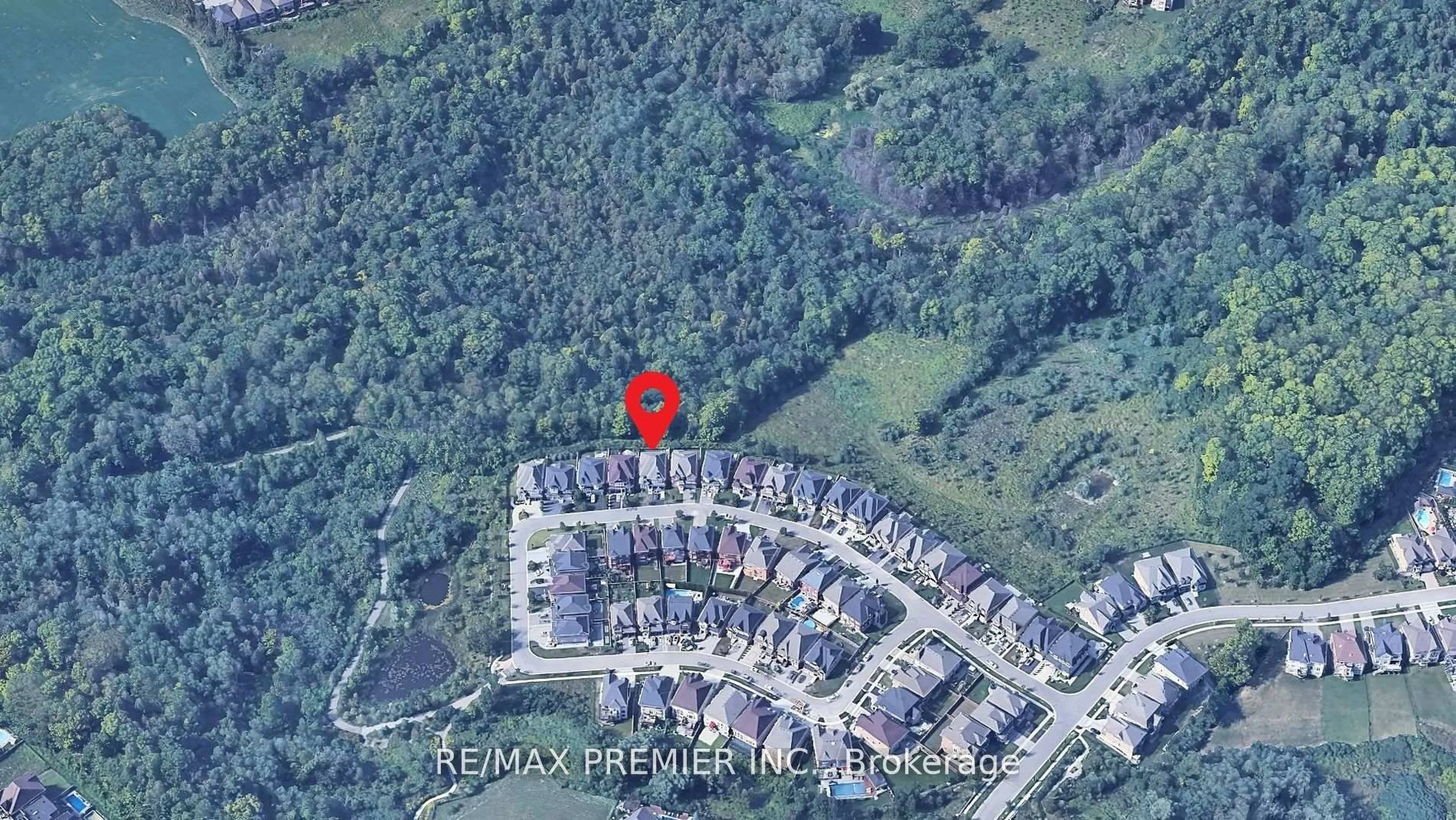 A pic from outside/outdoor area/front of a property/back of a property/a pic from drone, unknown for 76 Heintzman Cres, Vaughan Ontario L6A 4T1