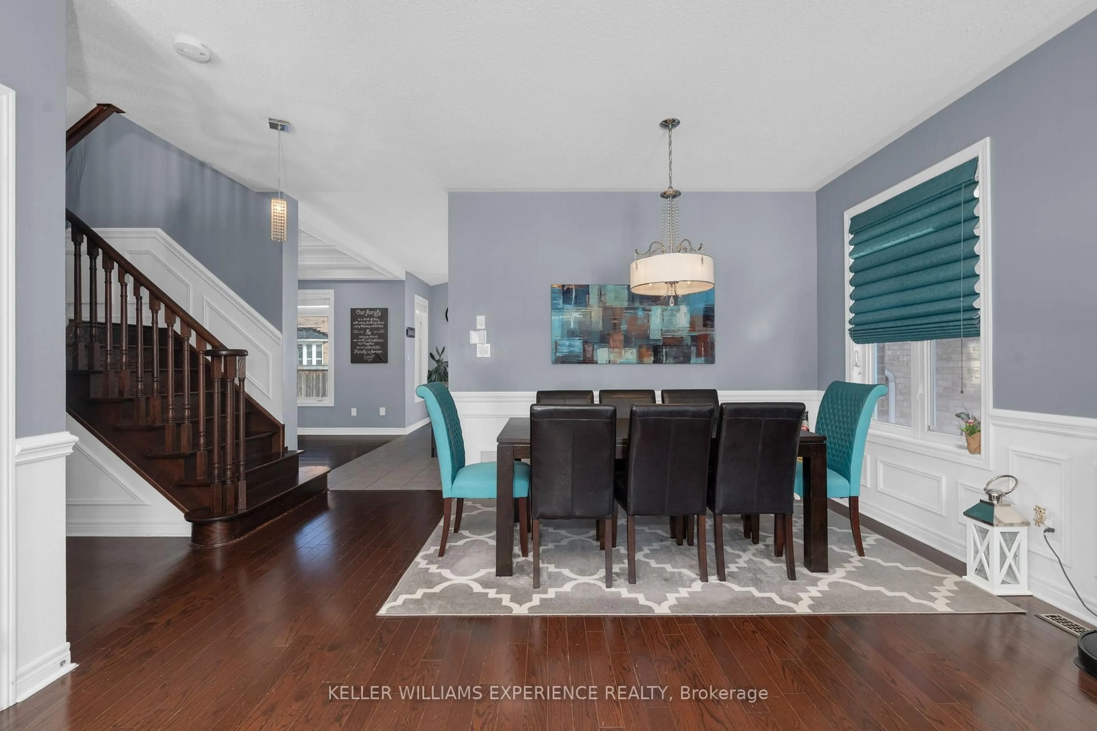 Dining room, unknown for 23 Mccann Cres, Bradford West Gwillimbury Ontario L3Z 0G6