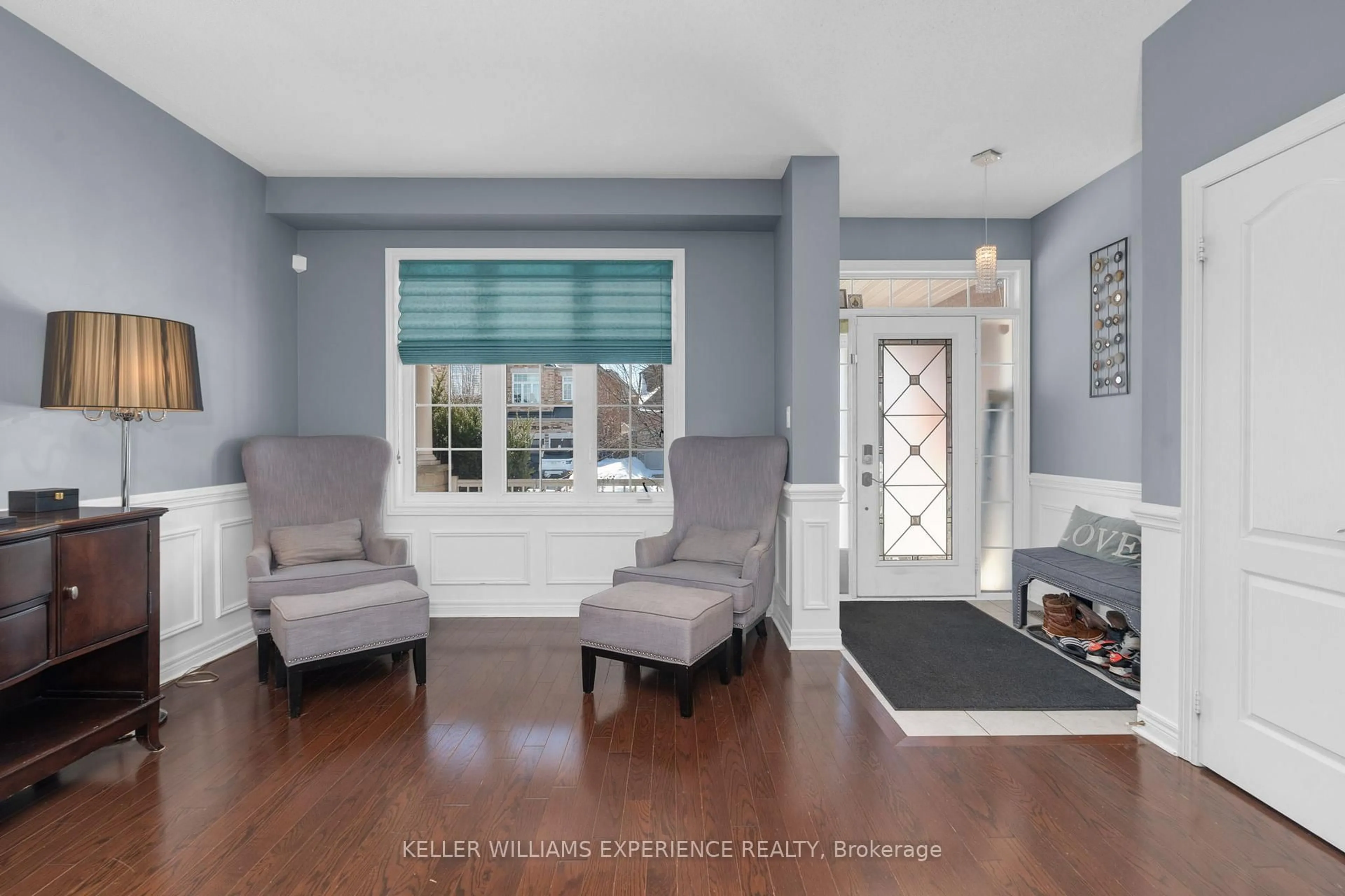 Indoor entryway for 23 Mccann Cres, Bradford West Gwillimbury Ontario L3Z 0G6