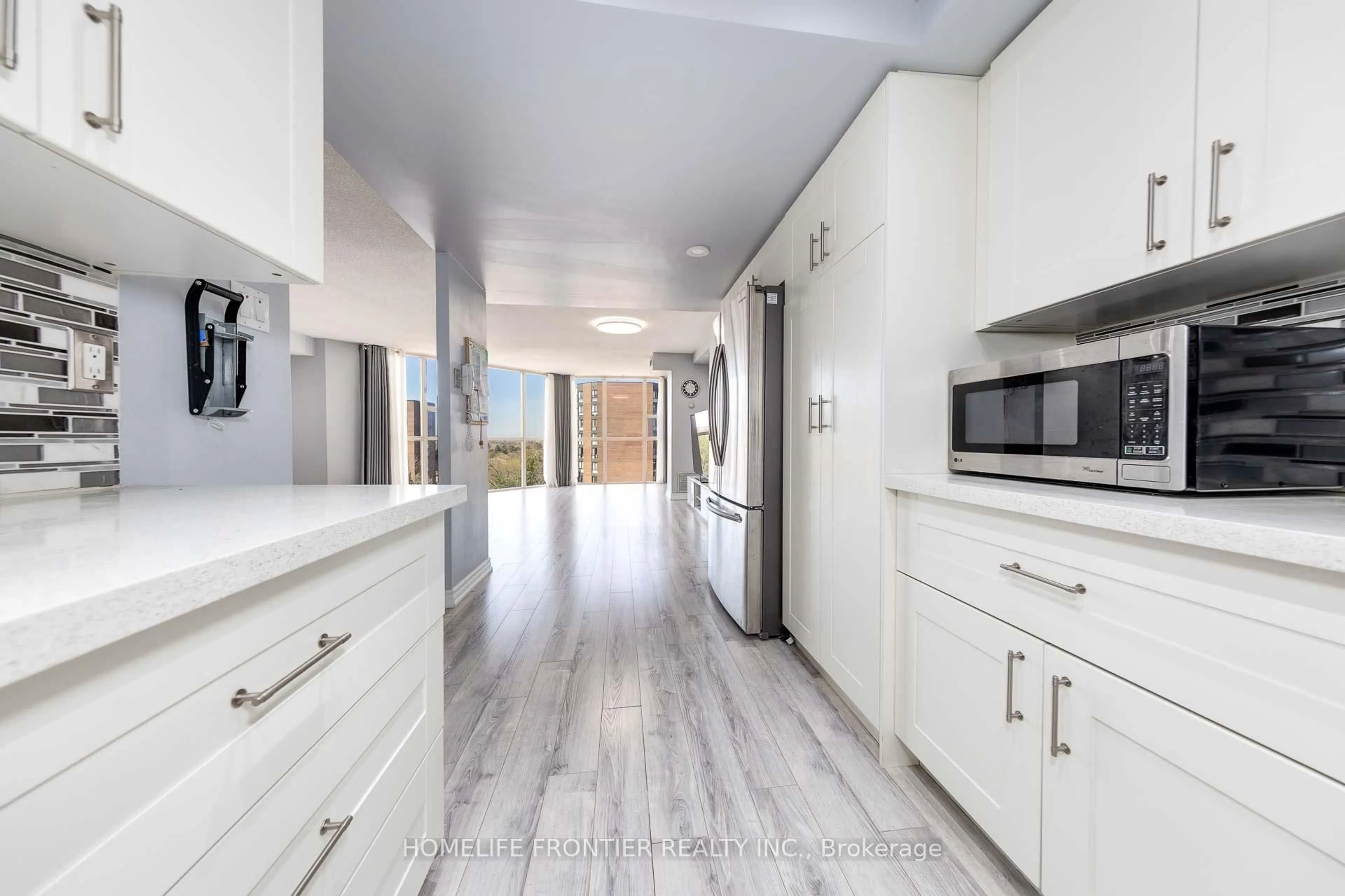 Unknown for 20 Baif Blvd #704, Richmond Hill Ontario L4C 8T1