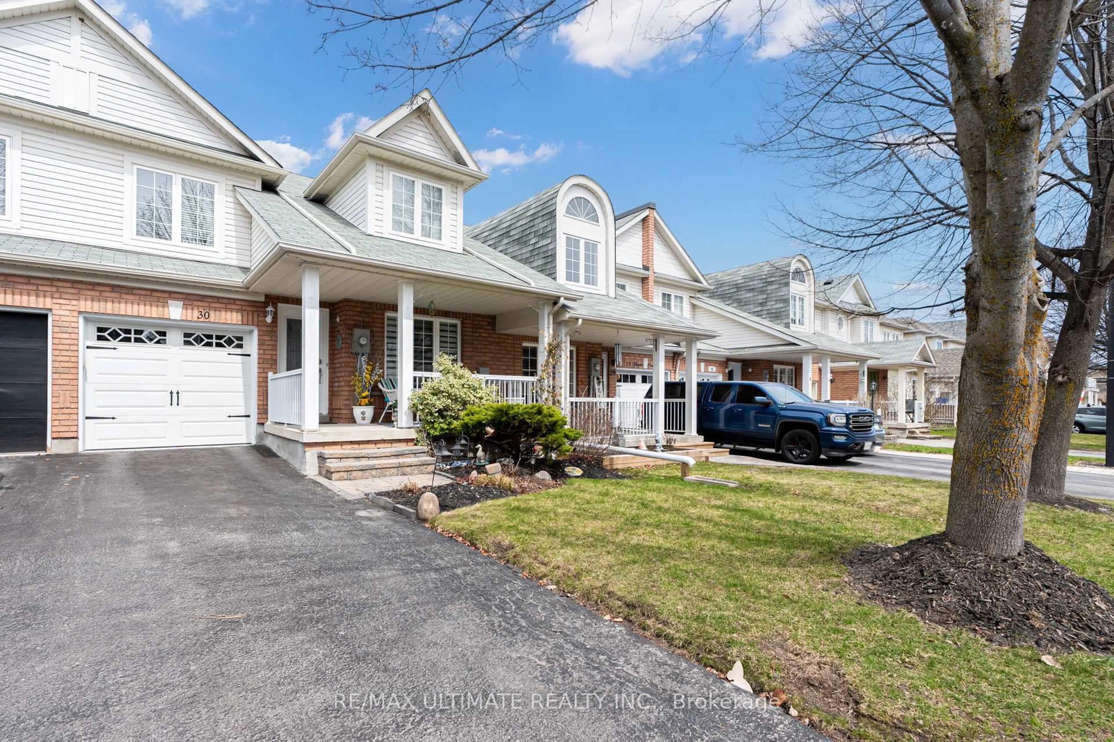Unknown for 30 Glasgow Cres, Georgina Ontario L4P 4B3